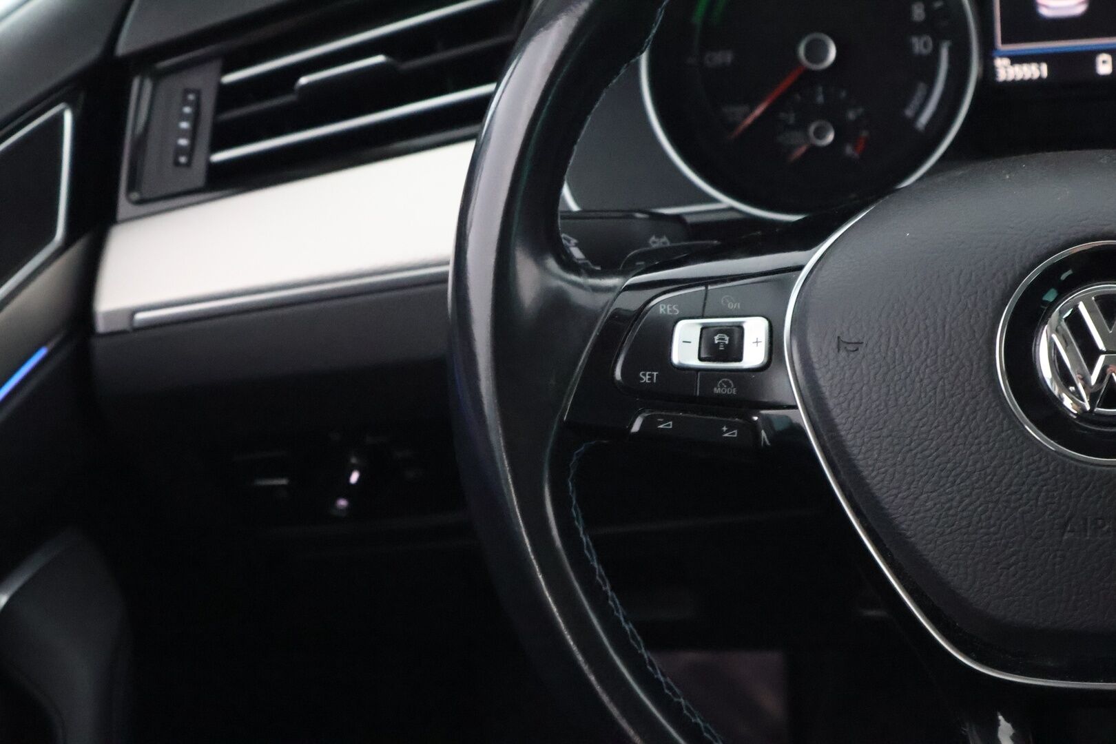 VOLKSWAGEN PASSAT 2016 Variant GTE Plug-In Hybrid 160 kW DSG-automaatti - YritysOutlet - Myydään vain yrityksille - - YritysOutlet - Myydään vain yrityksille