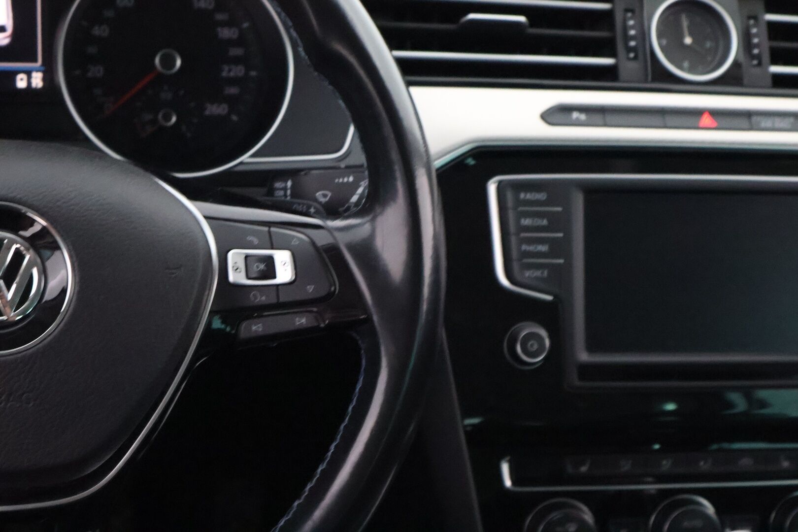 VOLKSWAGEN PASSAT 2016 Variant GTE Plug-In Hybrid 160 kW DSG-automaatti - YritysOutlet - Myydään vain yrityksille - - YritysOutlet - Myydään vain yrityksille