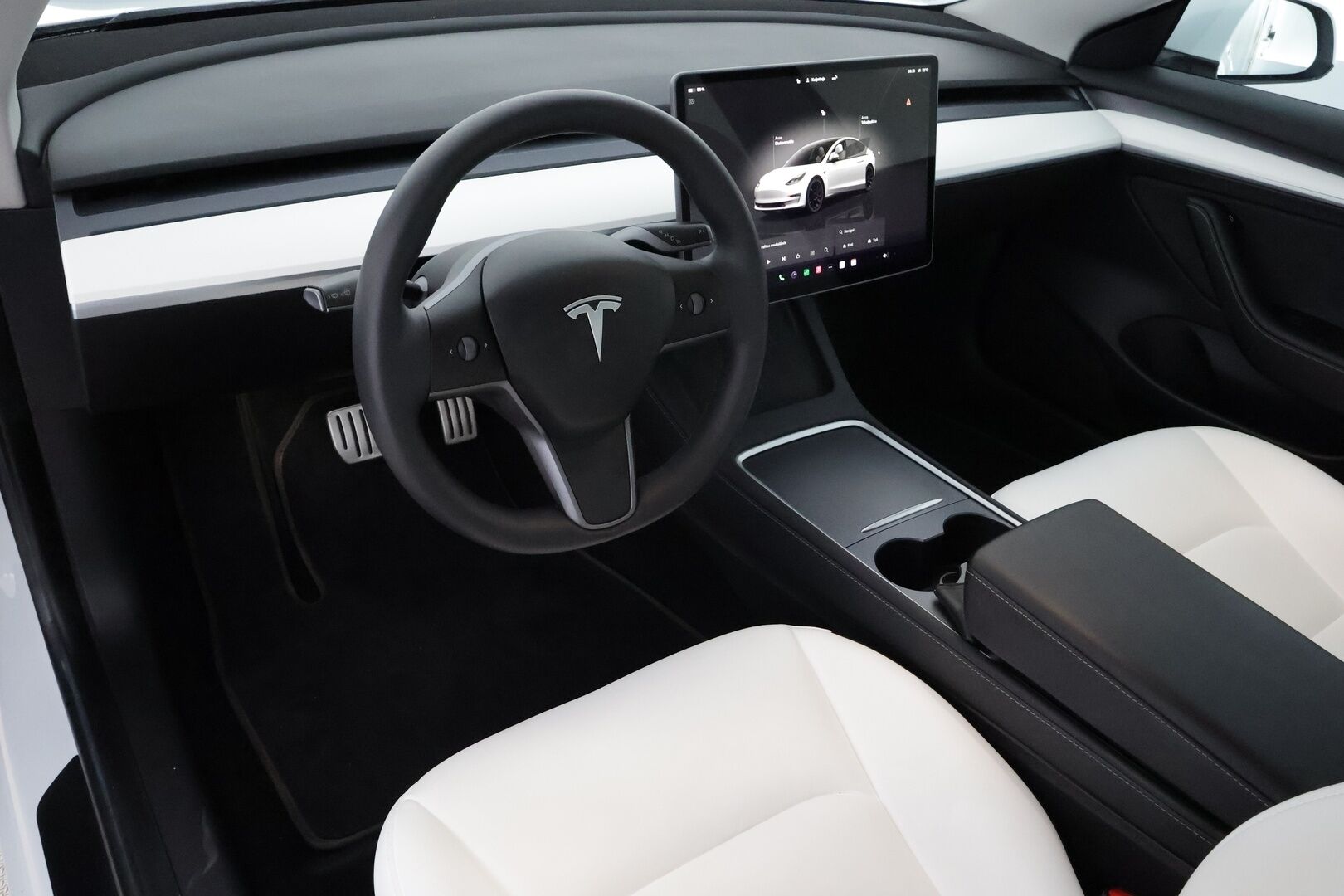 Tesla Model 3 2022 Performance **FSD / AMD Ryzen / Vaalea nahkasisusta / Matrix LED / Lämpöpumppu / Kahdet vanteet** - 3,99 % KORKOTARJOUS TÄHÄN AUTOON - 1-om. Suomi-auto / Akku kuntotarkistettu / Lasikatto / P.kamera / Premium Audio