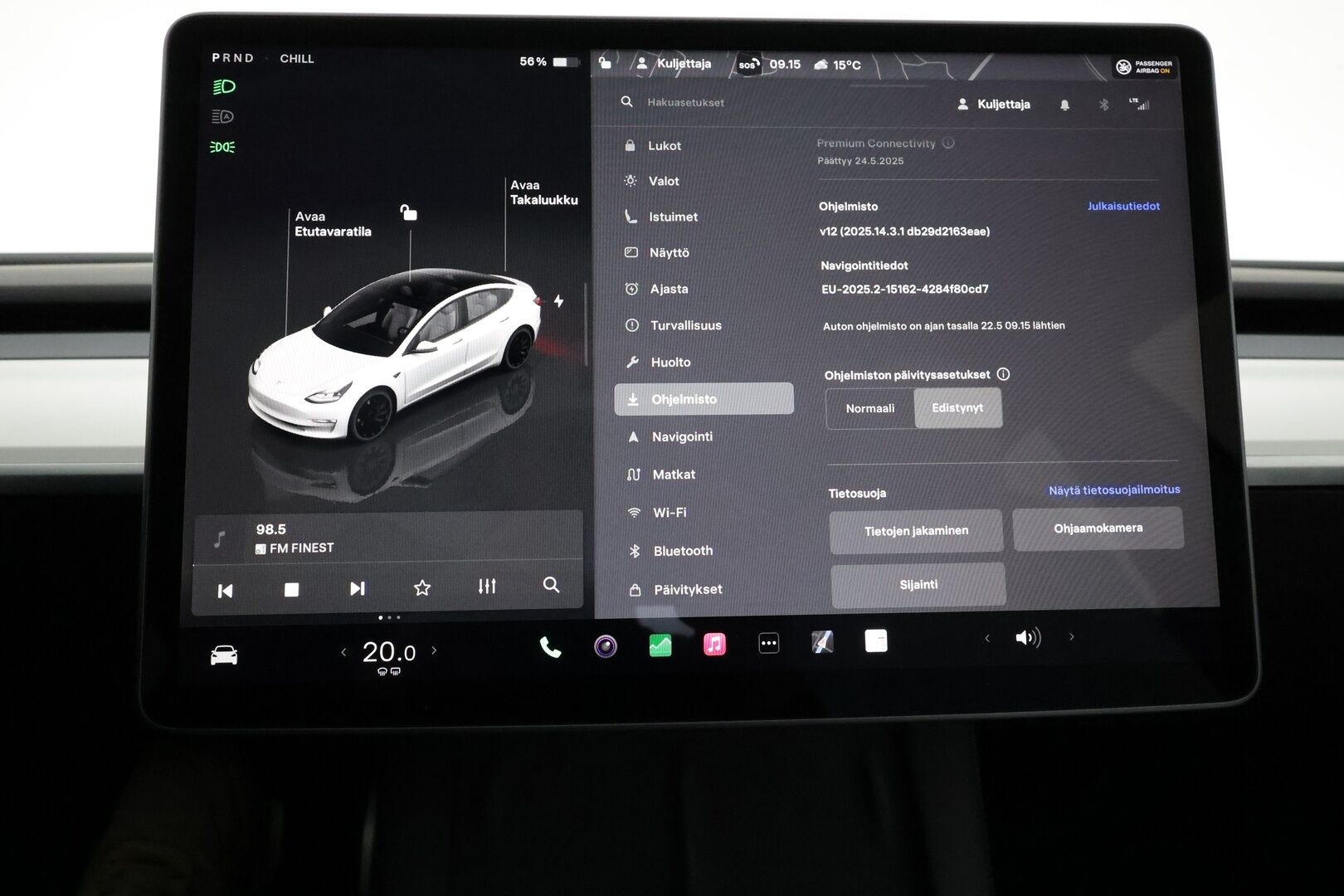 Tesla Model 3 2022 Performance **FSD / AMD Ryzen / Vaalea nahkasisusta / Matrix LED / Lämpöpumppu / Kahdet vanteet** - 3,99 % KORKOTARJOUS TÄHÄN AUTOON - 1-om. Suomi-auto / Akku kuntotarkistettu / Lasikatto / P.kamera / Premium Audio