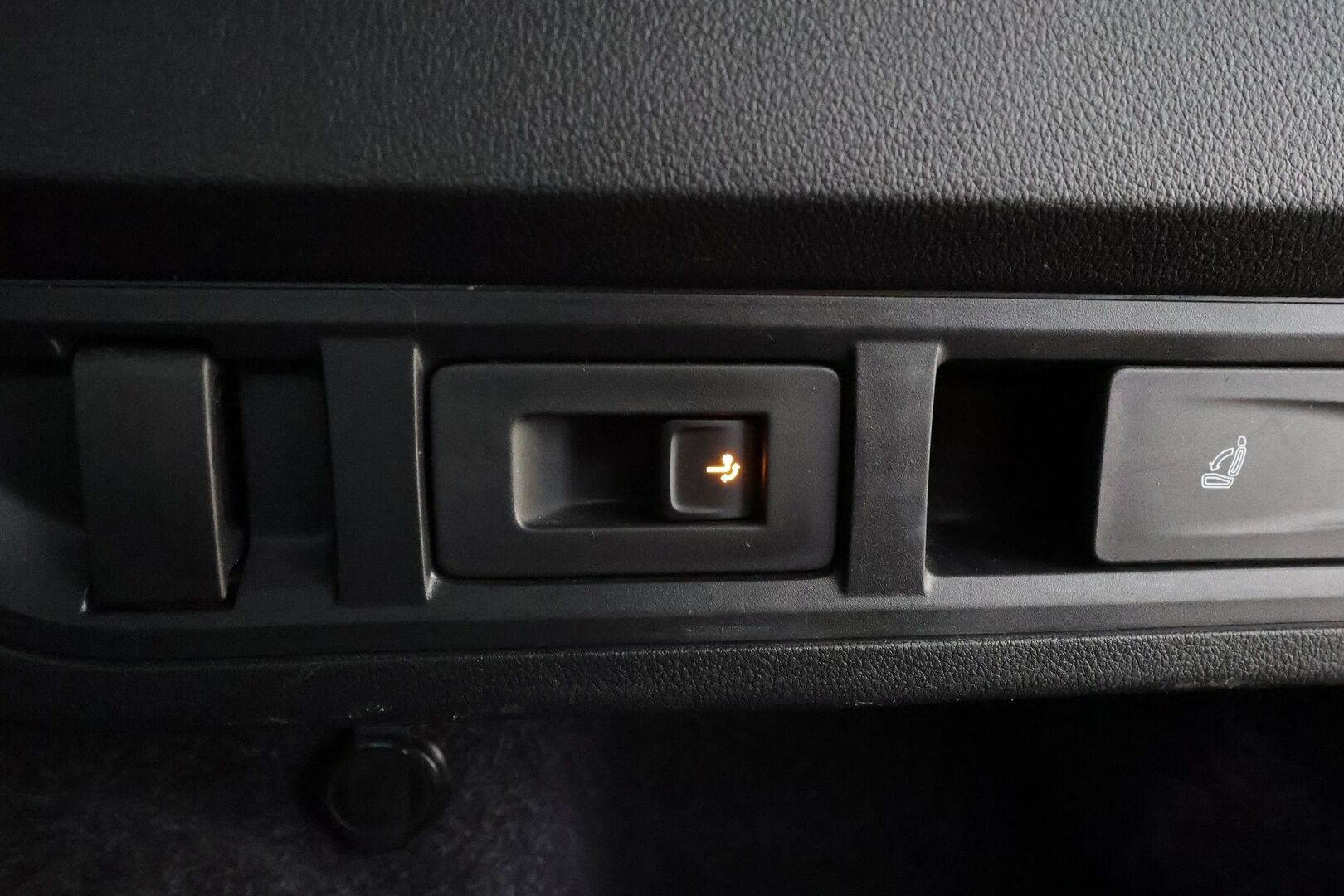 Skoda Octavia 2021 Combi 2,0 TDI 150 Style DSG * ACC / P.kamera / Matrix LED / Webasto / Navi / KeylessGo / Sähköluukku * - HULLU BLACKWEEK KORKOTARJOUS 2,49%