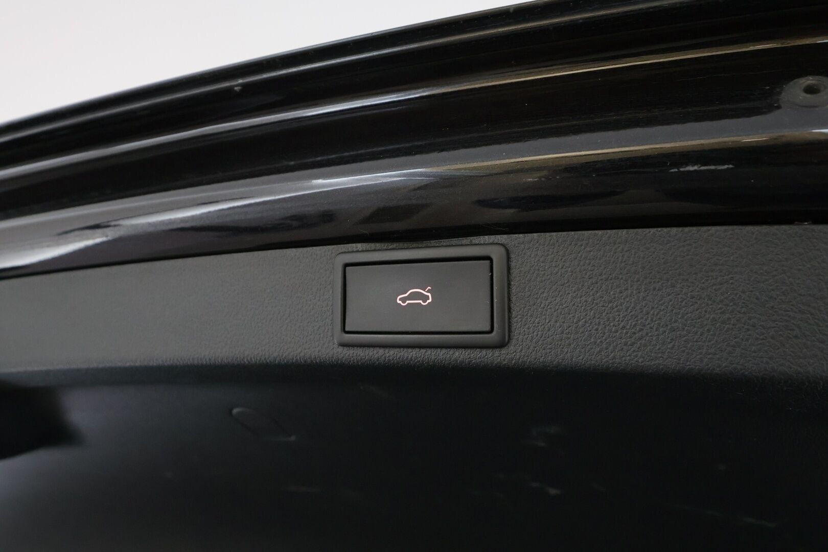 Skoda Octavia 2021 Combi 2,0 TDI 150 Style DSG * ACC / P.kamera / Matrix LED / Webasto / Navi / KeylessGo / Sähköluukku * - HULLU BLACKWEEK KORKOTARJOUS 2,49%