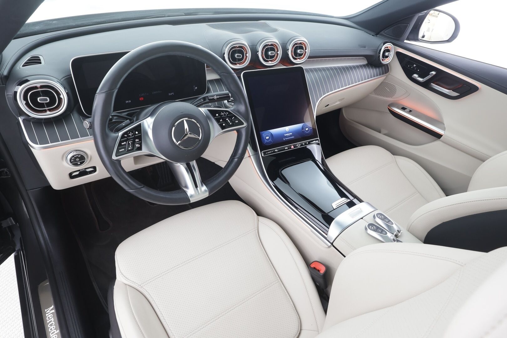 Mercedes-Benz C 2022 200 4MATIC A Business - | Distronic Pro | LED High Performance | Panorama | Muistipenkit | Burmester | Nahat | 360-Kamera | Keyless | Suomi-auto | Kahdet Renkaat |