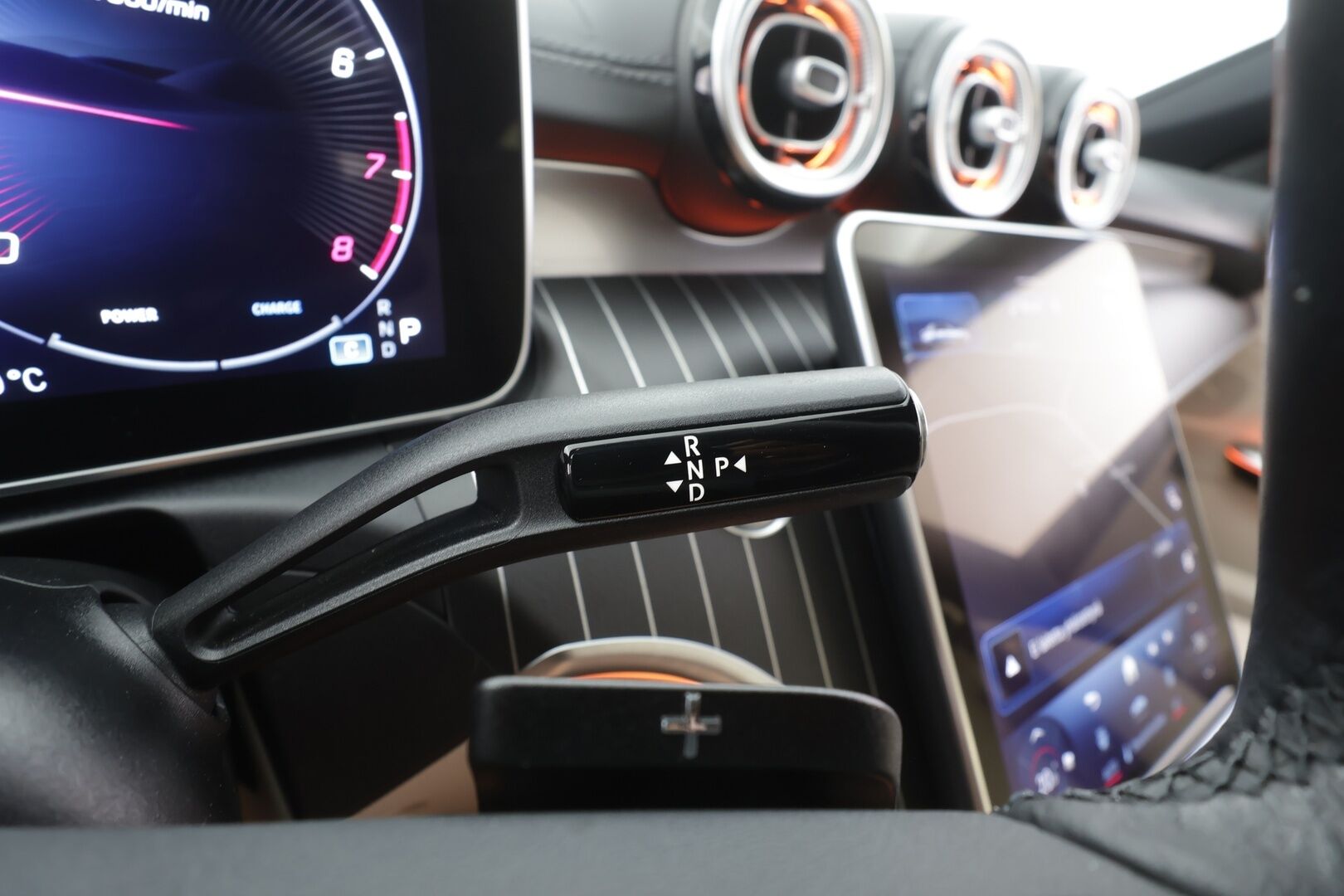 Mercedes-Benz C 2022 200 4MATIC A Business - | Distronic Pro | LED High Performance | Panorama | Muistipenkit | Burmester | Nahat | 360-Kamera | Keyless | Suomi-auto | Kahdet Renkaat |