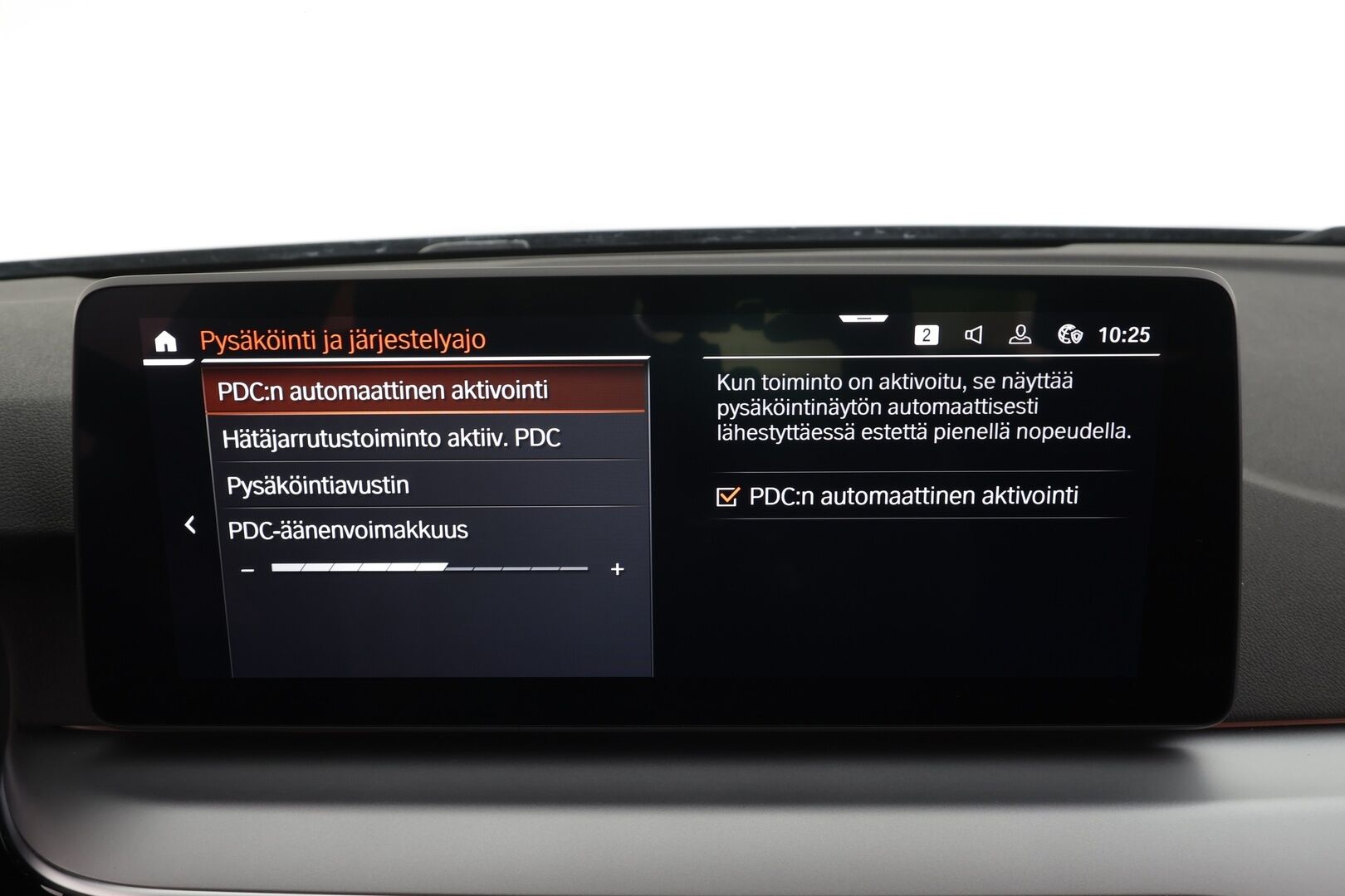 BMW 520 2022 G30 Sedan 520i A MHEV * Vakkari / Webasto / LED / Facelift / Kamera / Apple&Android / HiFi / Ratinlämmitin * - 1.Om Suomi-auto / Merkkihuollettu / Kahdet Renkaat