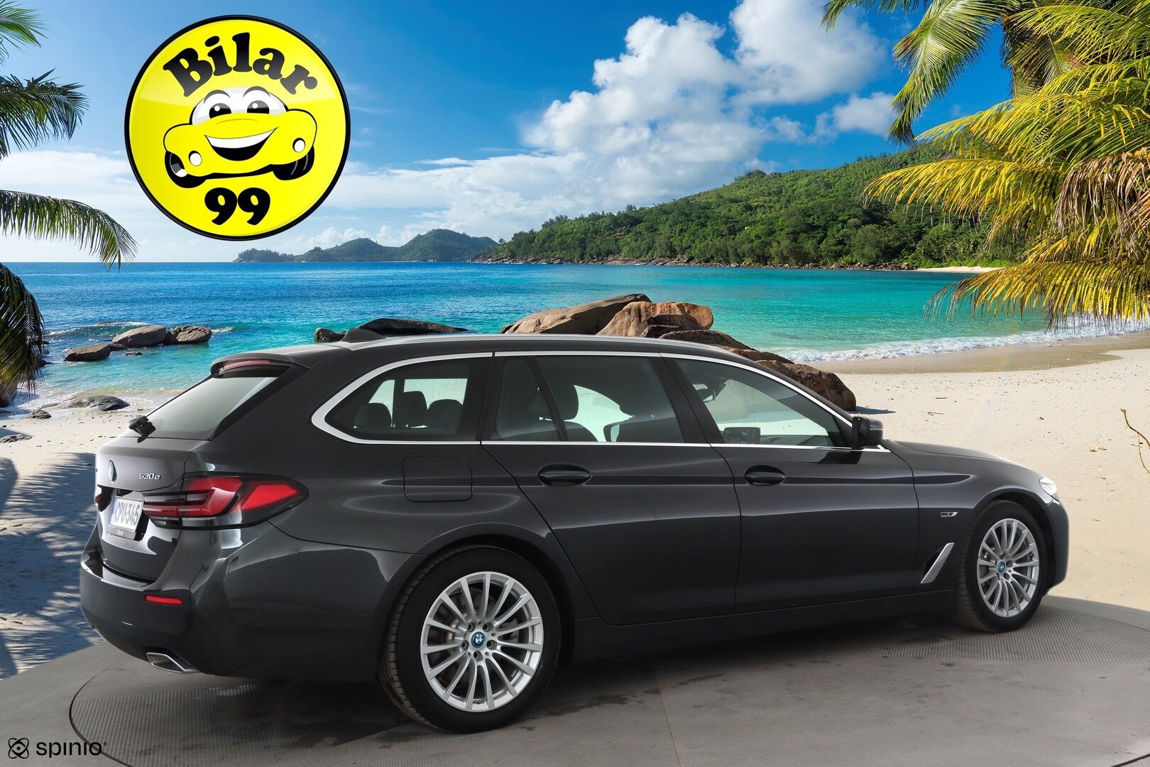 BMW 530 2022 G31 Touring 530e xDrive A Charged Edition * ACC / Akkukäyttöinen lisälämmitin / Osasähköt / P.Kamera / Comfort access * - 1.Om Suomi-auto / Kahdet Renkaat - HULLUT AVAJAISHULINAT KORKOTARJOUS 3,29 %