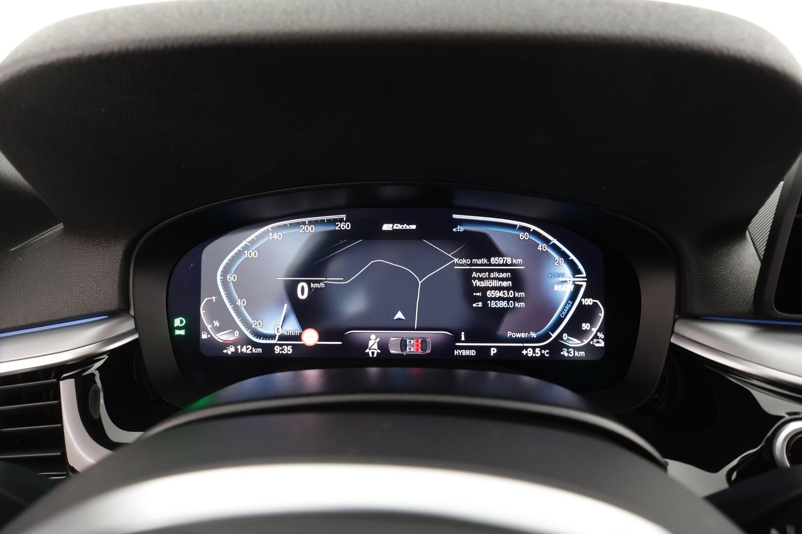 BMW 530 2022 G31 Touring 530e xDrive A Charged Edition * ACC / Akkukäyttöinen lisälämmitin / Osasähköt / P.Kamera / Comfort access * - 1.Om Suomi-auto / Kahdet Renkaat - HULLUT AVAJAISHULINAT KORKOTARJOUS 3,29 %