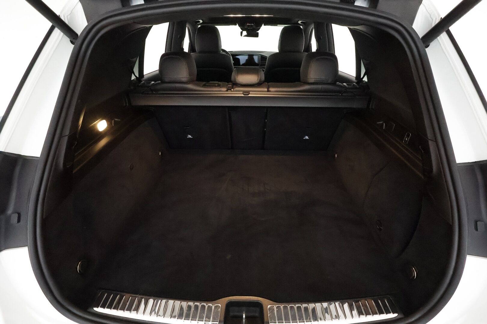 Mercedes-Benz GLE 2021 350 e 4MATIC EQ Power AMG *Distronic+ / Panorama / HUD / Multibeam / Airmatic / Night paketti / 360 Kamera / Vetokoukku* - Akku kuntotarkastettu SoH 96,8%