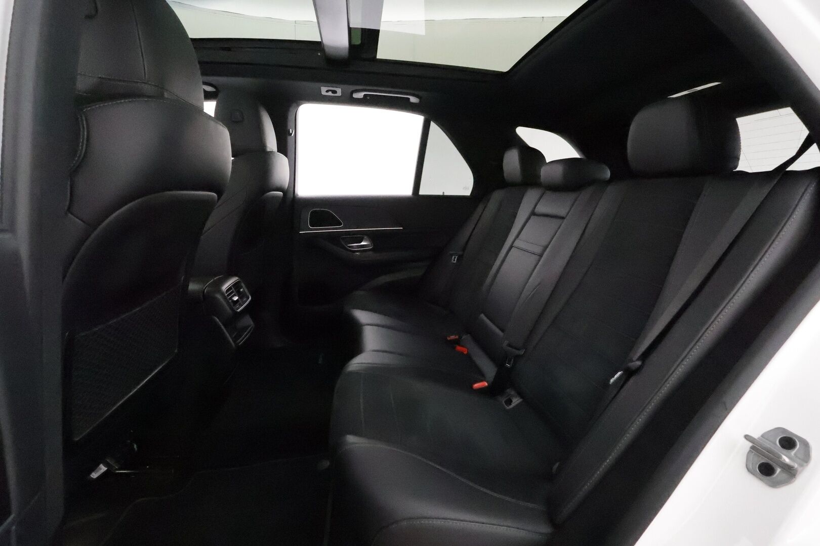 Mercedes-Benz GLE 2021 350 e 4MATIC EQ Power AMG *Distronic+ / Panorama / HUD / Multibeam / Airmatic / Night paketti / 360 Kamera / Vetokoukku* - Akku kuntotarkastettu SoH 96,8%