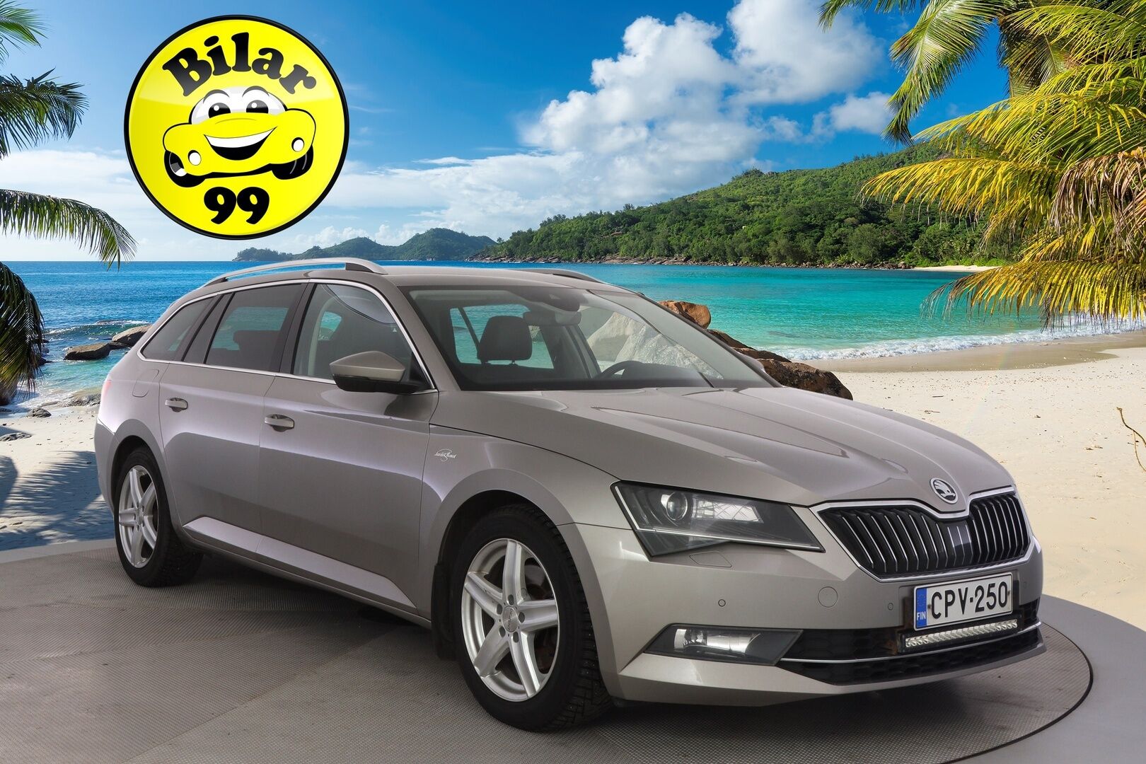 Skoda Superb 2017 Combi 2,0 TDI 190 4x4 L&K DSG Autom - L&K / Pa-lämmitin / Sähköpenkit - kuskinpenkki muistilla / Hyvät talvirenkaat/ Siisti!