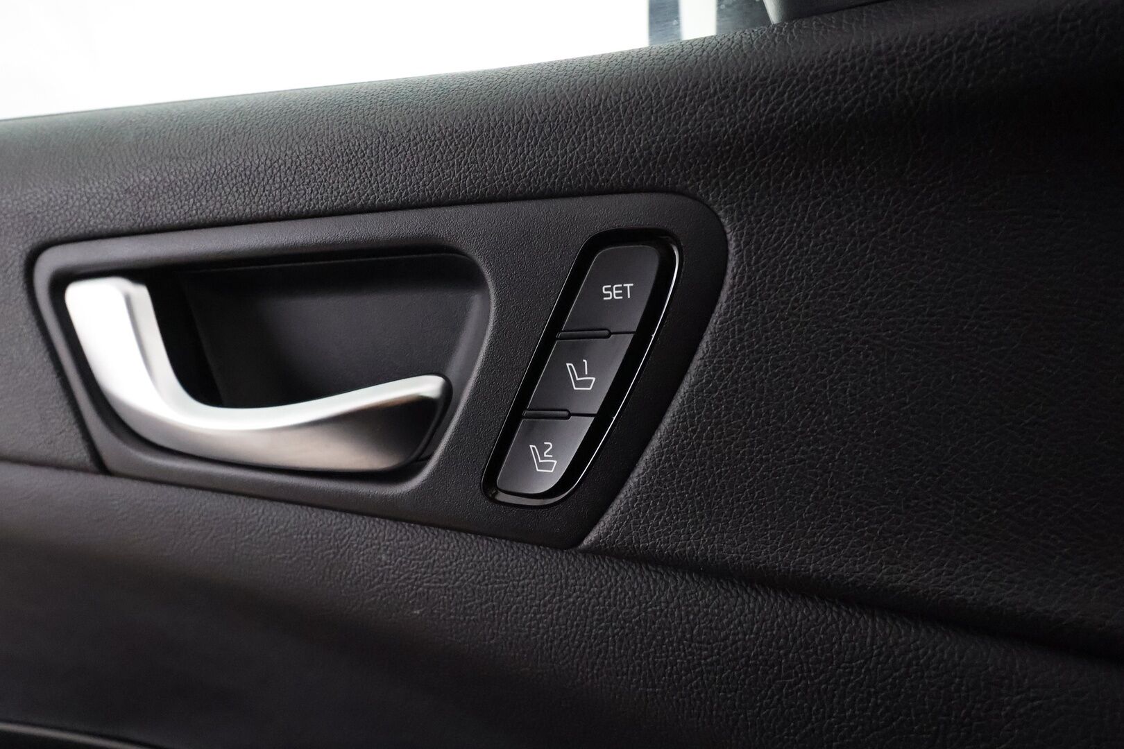 Kia Optima 2019 2,0 GDI PHEV Business Luxury SW A/T - Adapt.Vakkari / Harman&Kardon / Peruutuskamera / Vetokoukku / Ilmastoidut Nahat / Adapt.LED / Supervarusteet!