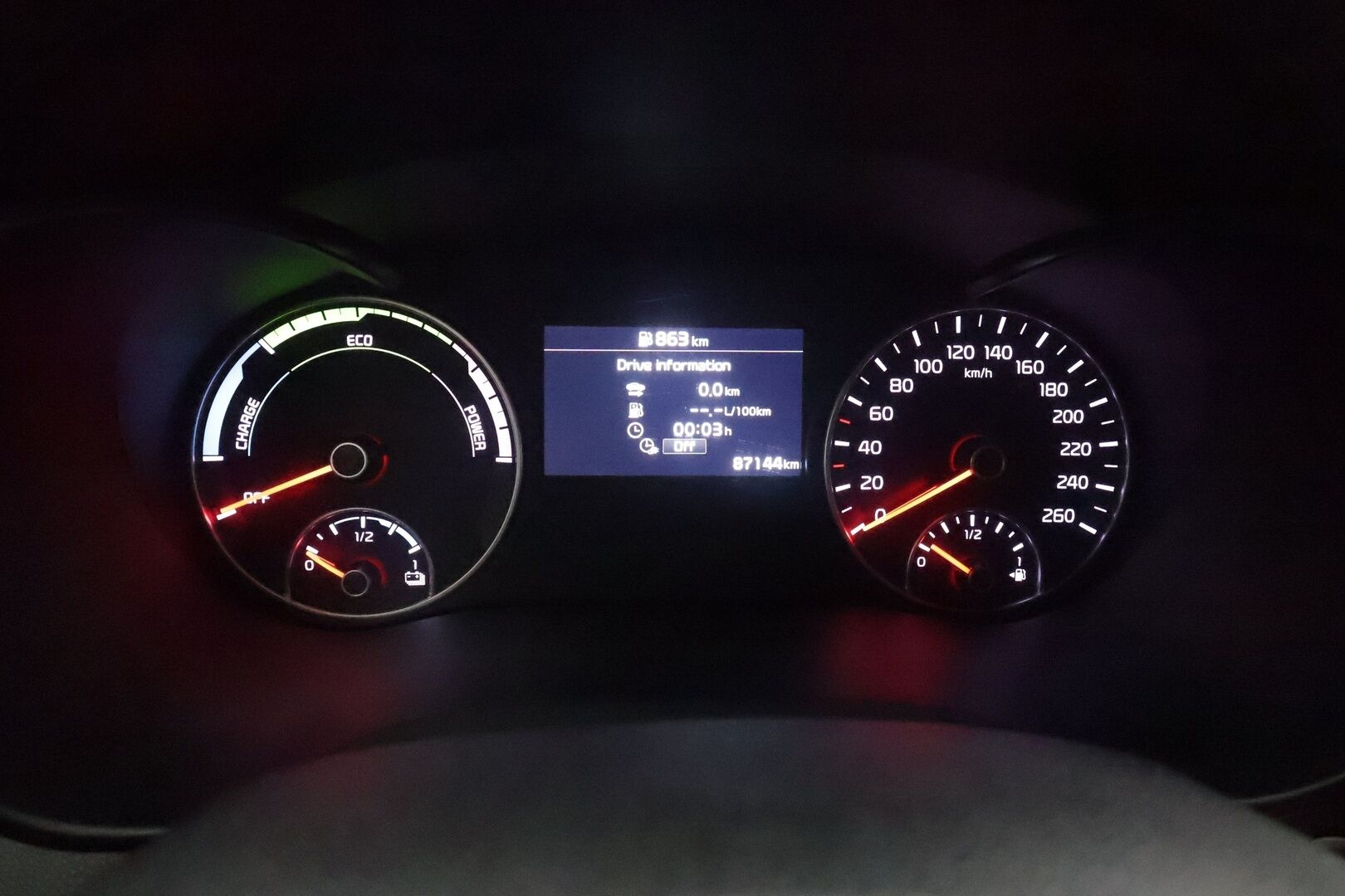 Kia Optima 2019 2,0 GDI PHEV Business Luxury SW A/T - Adapt.Vakkari / Harman&Kardon / Peruutuskamera / Vetokoukku / Ilmastoidut Nahat / Adapt.LED / Supervarusteet!