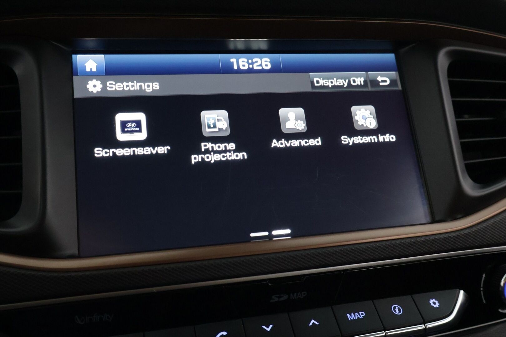 Hyundai IONIQ ELECTRIC 2019 Style * Adapt.Vakkari / P-Kamera / Ilmalämpöpumppu / Keyless / AppleCarPlay * - 2x Renkaat & Vanteet / Juuri katsastettu!