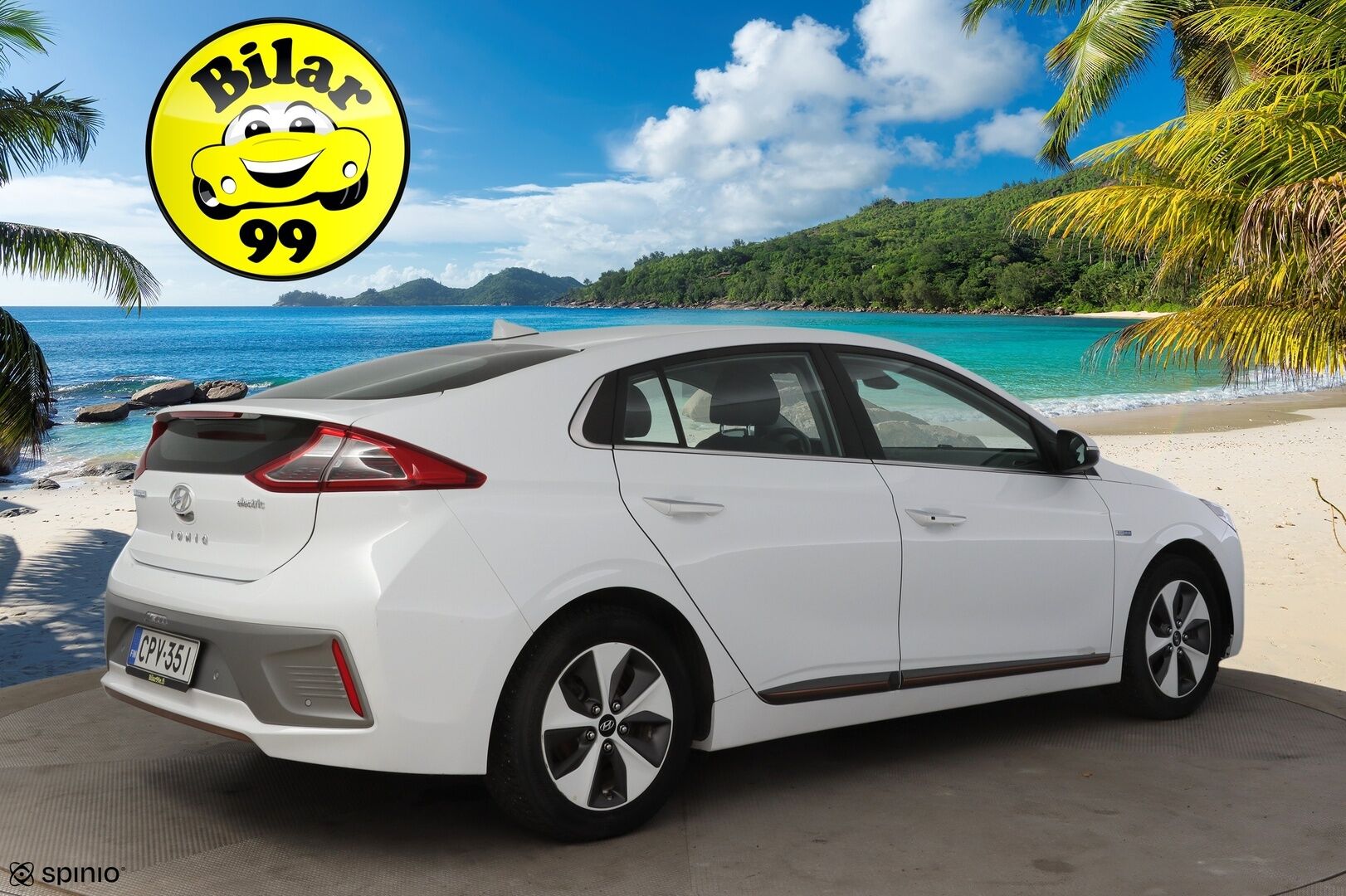 Hyundai IONIQ ELECTRIC 2019 Style * Adapt.Vakkari / P-Kamera / Ilmalämpöpumppu / Keyless / AppleCarPlay * - 2x Renkaat & Vanteet / Juuri katsastettu!