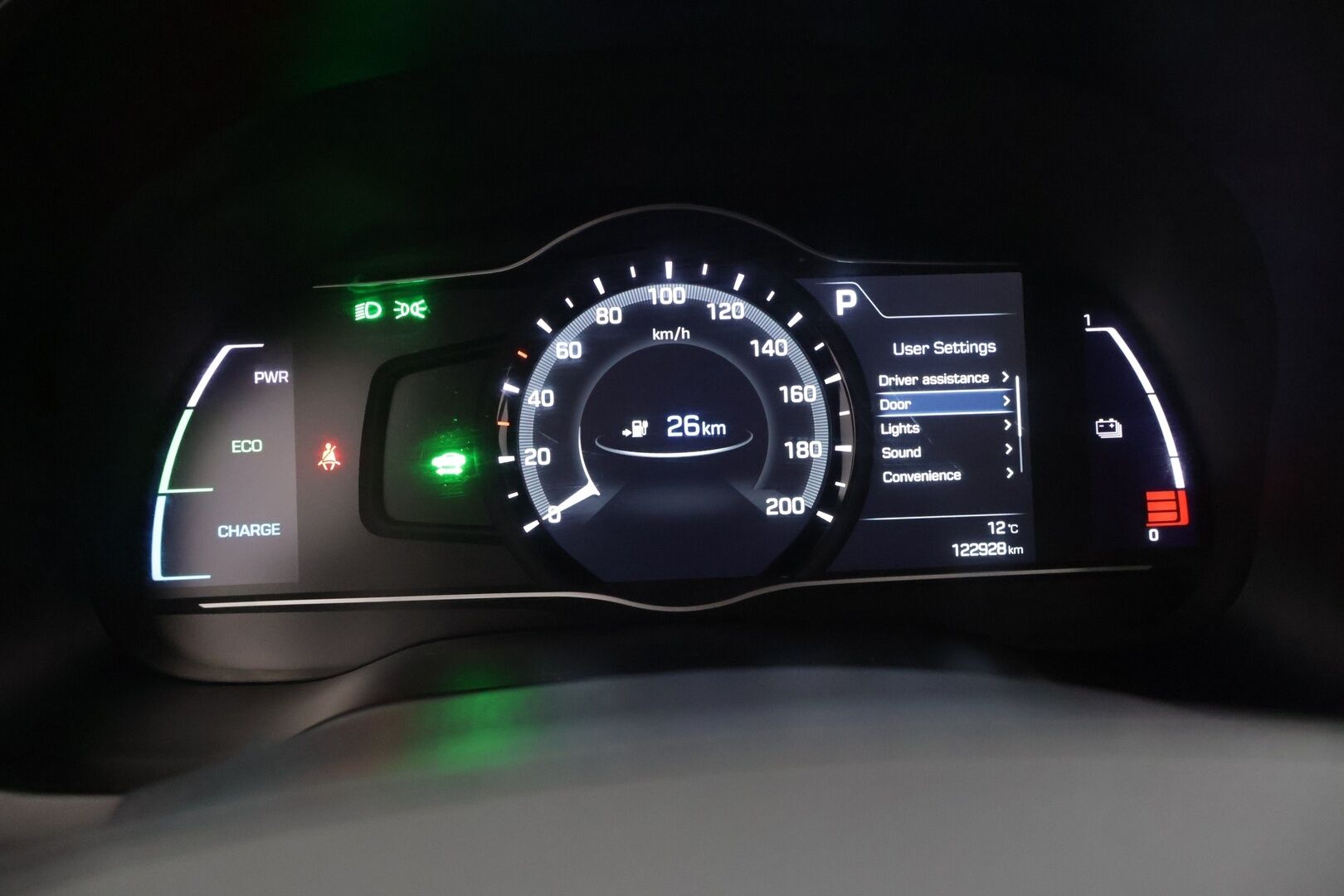 Hyundai IONIQ ELECTRIC 2019 IONIQ Style * Adapt.Vakkari / P-Kamera / Ilmalämpöpumppu / Keyless / AppleCarPlay * - 2x Renkaat & Vanteet / Juuri katsastettu!
