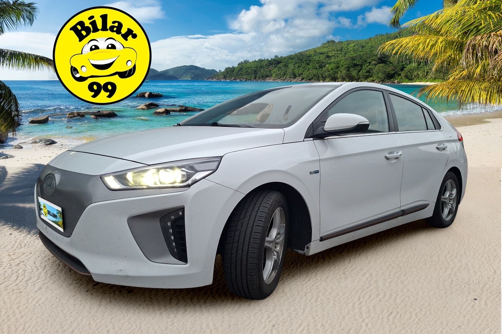 Hyundai IONIQ ELECTRIC 2019 IONIQ Style * Adapt.Vakkari / P-Kamera / Ilmalämpöpumppu / Keyless / AppleCarPlay * - 2x Renkaat & Vanteet / Juuri katsastettu!