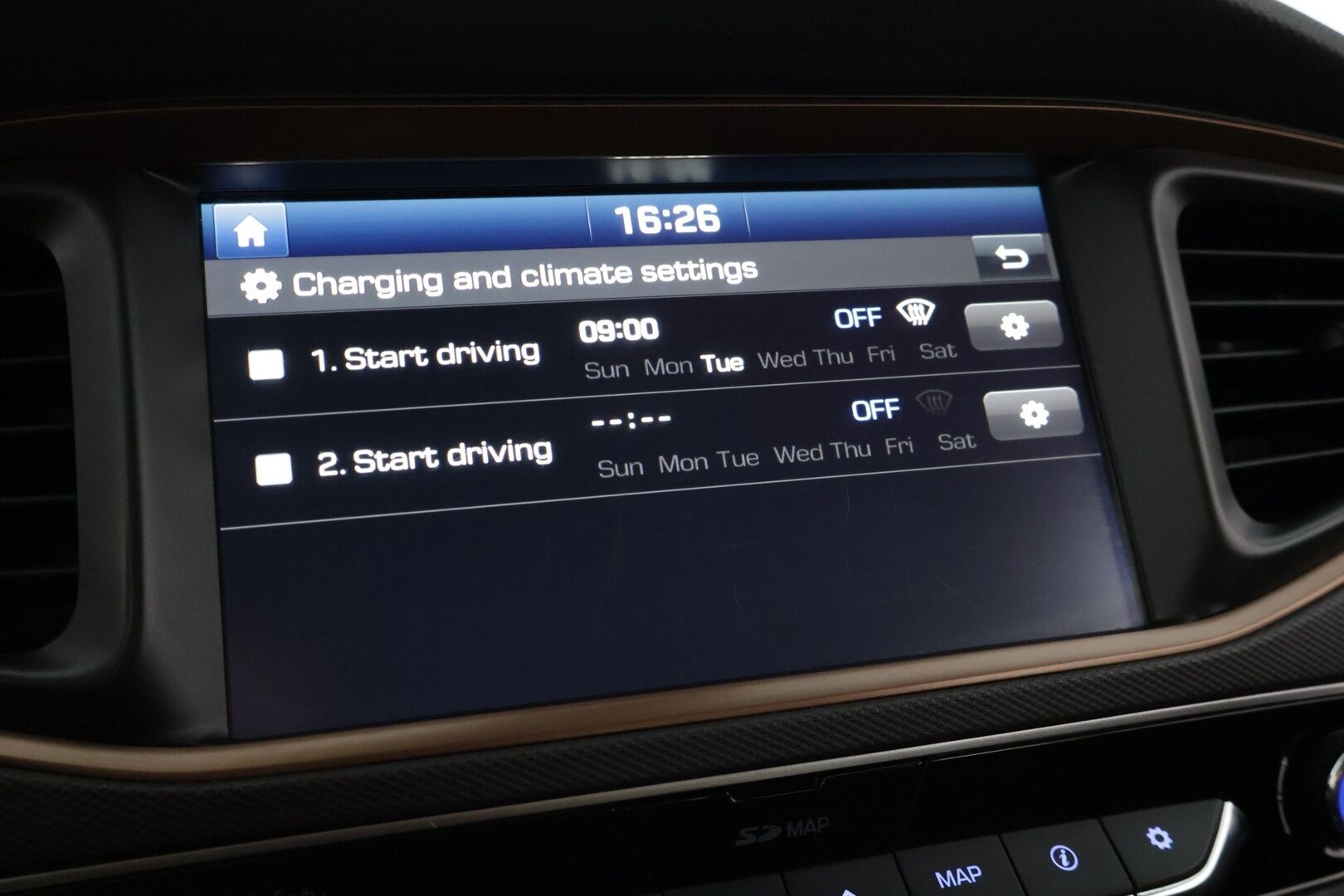 Hyundai IONIQ ELECTRIC 2019 Style * Adapt.Vakkari / P-Kamera / Ilmalämpöpumppu / Keyless / AppleCarPlay * - 2x Renkaat & Vanteet / Juuri katsastettu!