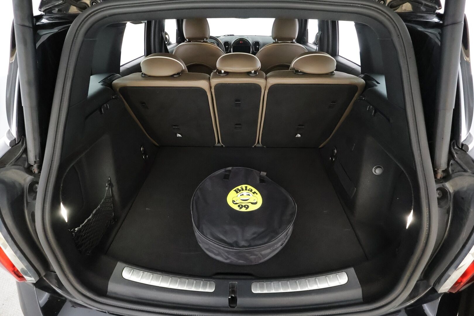 Mini Countryman 2019 Cooper SE ALL4 Maximise * ACC / LED / P.Kamera / Sportnahat / Navi / HUD / H&K / Keyless* - 2x Latauskaapelit / Kahdet renkaat / Merkkihuollettu - HULLUT JOULUT KORKOTARJOUS 2,49% 