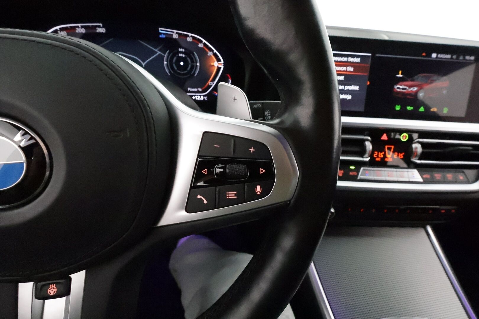 BMW 320 2022 G21 Touring 320d A xDrive Business M Sport MHEV *ACC / Hifi / Comfort Access / Adapt.LED / P.tutkat / Sporttinahat* - Suomi-auto / Kahdet renkaat aluvanteilla / Harvinainen yksilö