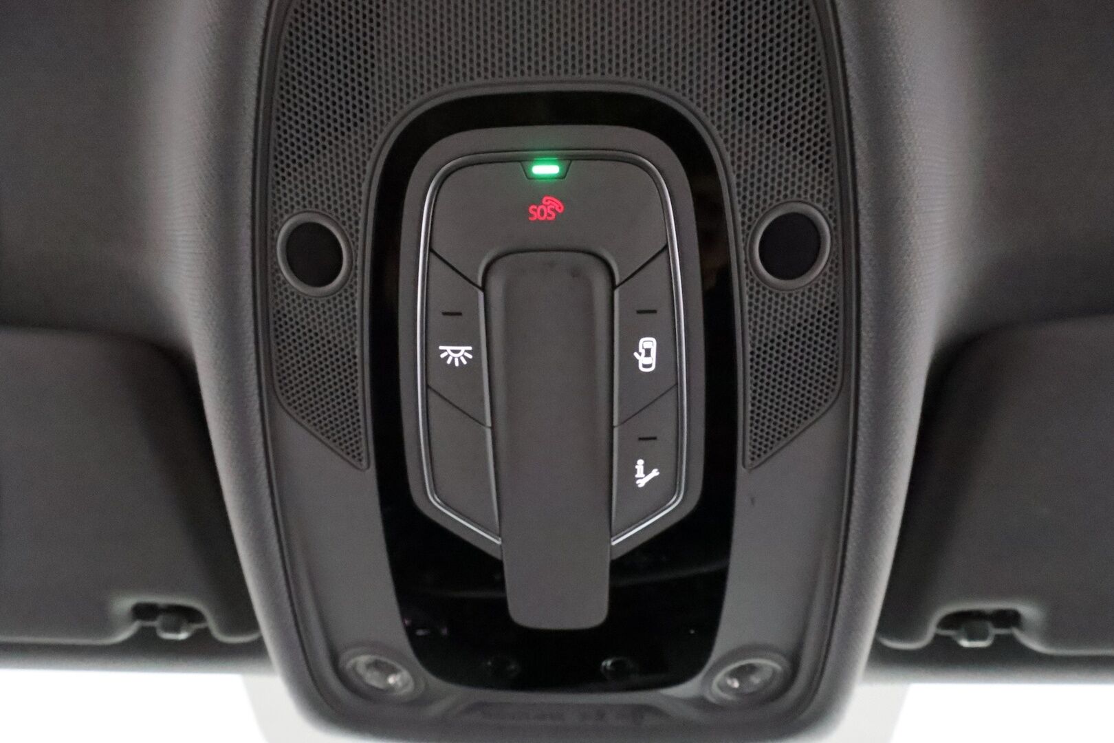 Audi A4 2018 Avant Business 2,0 TDI 140 kW quattro S tronic * Webasto / Adapt.Vakkari / Koukku / Sporttipenkit / LED / Peruutustutkat - Kahdet renkaat aluvanteilla / Jakopää hiljattain tehty / Huippusiisti! - HULLU BLACKWEEK KORKOTARJOUS 2,49%