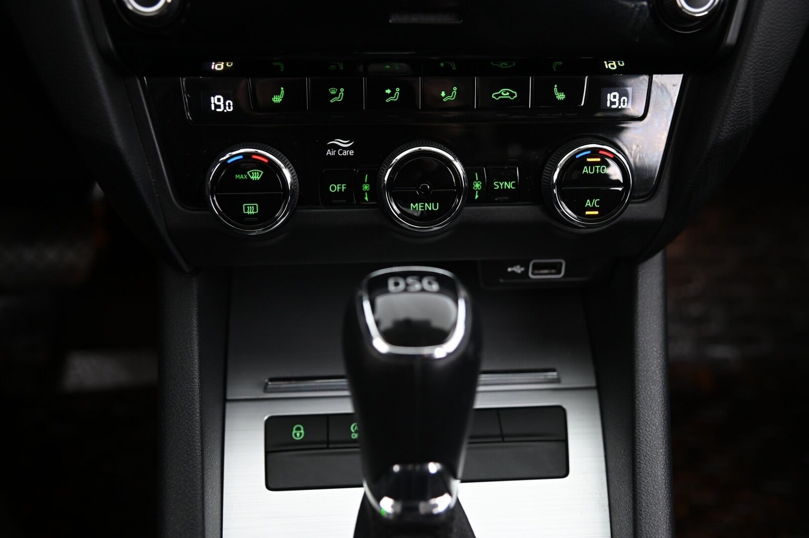 Skoda Octavia 2018 Combi 1,0 TSI Ambition DSG Autom. *Facelift / Vakkari / Lohko / Koukku / 2x Alut* - *Juuri saapunut!*
