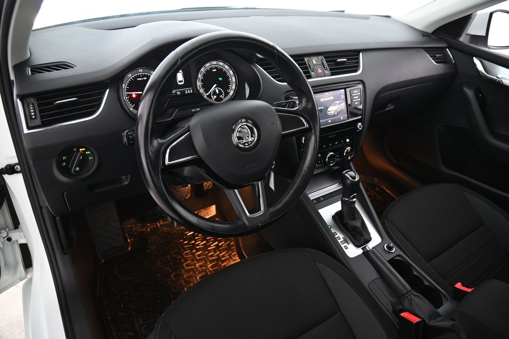 Skoda Octavia 2018 Combi 1,0 TSI Ambition DSG Autom. *Facelift / Vakkari / Lohko / Koukku / 2x Alut* - *Juuri saapunut!*