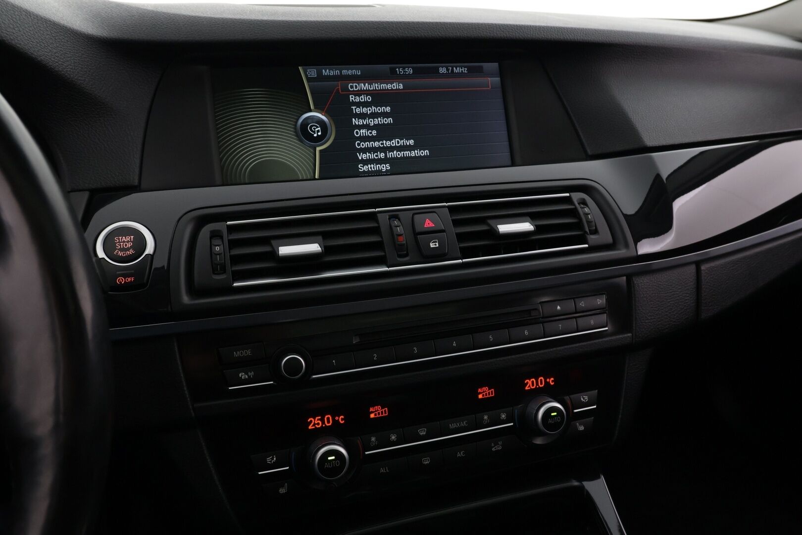 BMW 535 2012 TwinPower Turbo Sport A xDrive F11 Touring M-Sport look// ACC/ Panoraama katto/ Sähköpenkit muistilla