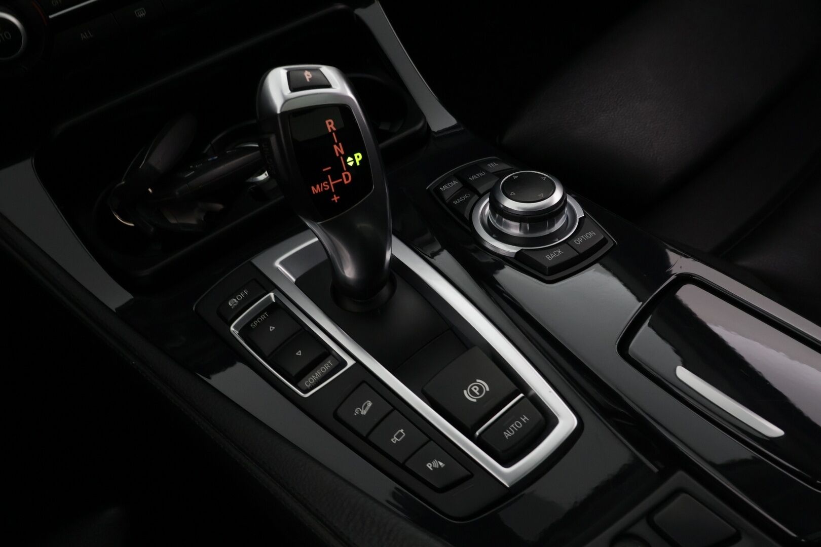 BMW 535 2012 TwinPower Turbo Sport A xDrive F11 Touring M-Sport look// ACC/ Panoraama katto/ Sähköpenkit muistilla