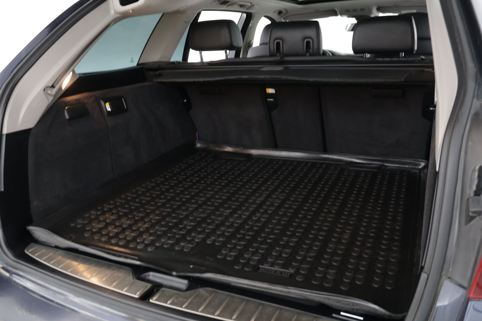 BMW 535 2012 TwinPower Turbo Sport A xDrive F11 Touring M-Sport look// ACC/ Panoraama katto/ Sähköpenkit muistilla