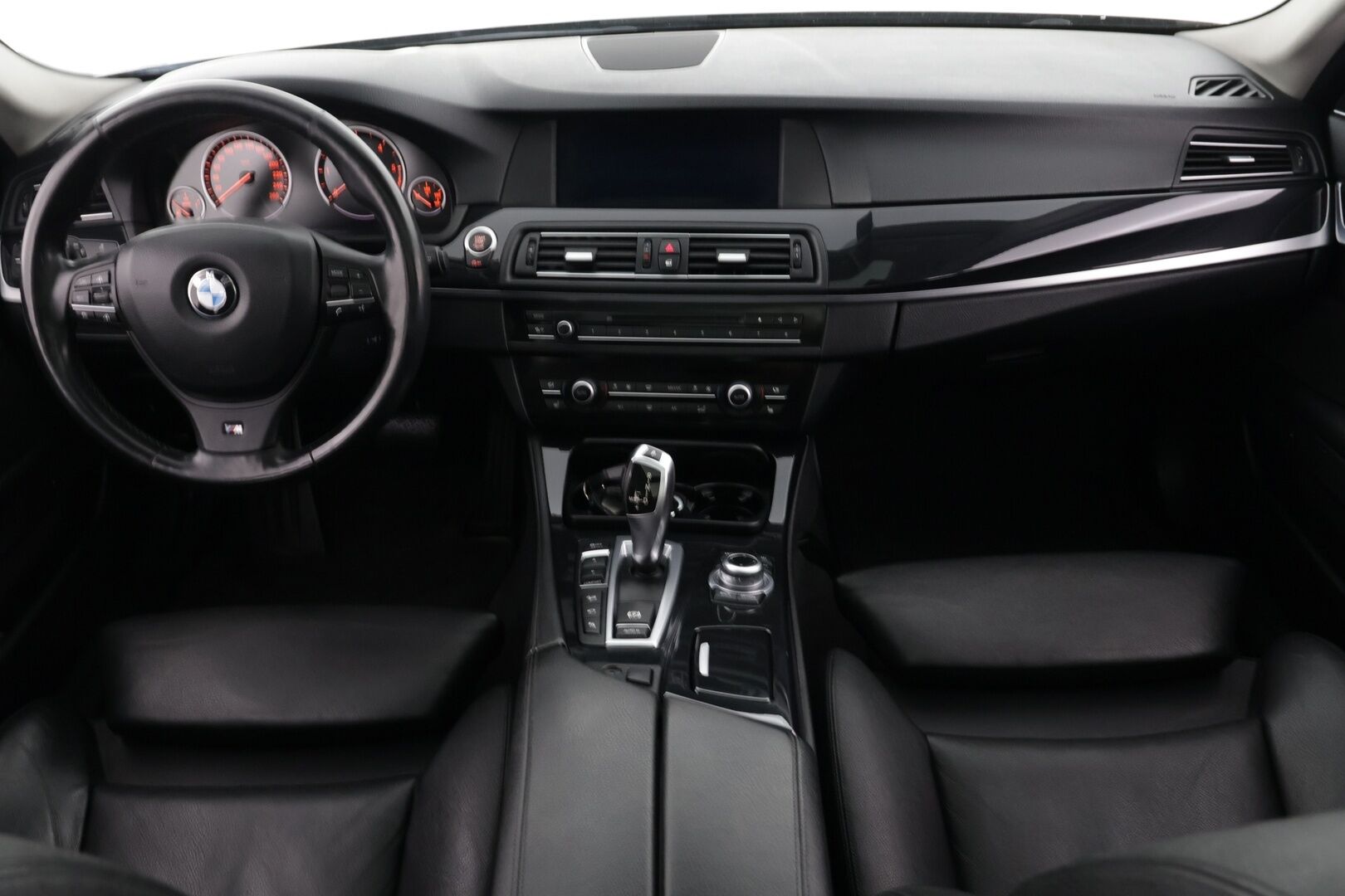 BMW 535 2012 TwinPower Turbo Sport A xDrive F11 Touring M-Sport look// ACC/ Panoraama katto/ Sähköpenkit muistilla