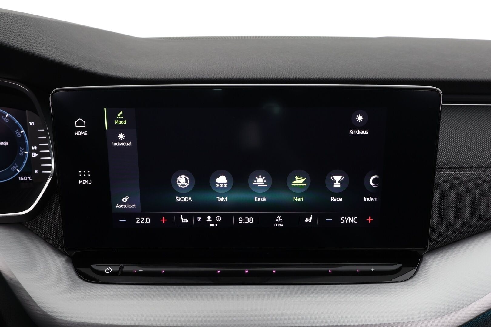 Skoda Octavia 2022 1.5 TSI Style eTEC DSG * ACC / P.kamera / Matrix LED / Webasto / Navi / Hierovat penkit / KeylessGo / Sähköluukku / Digimittaristo * - 1.Om Suomi-auto / Kahdet renkaat aluvanteilla / Merkkihuollettu - HULLU BLACKWEEK KORKOTARJOUS 2,49%