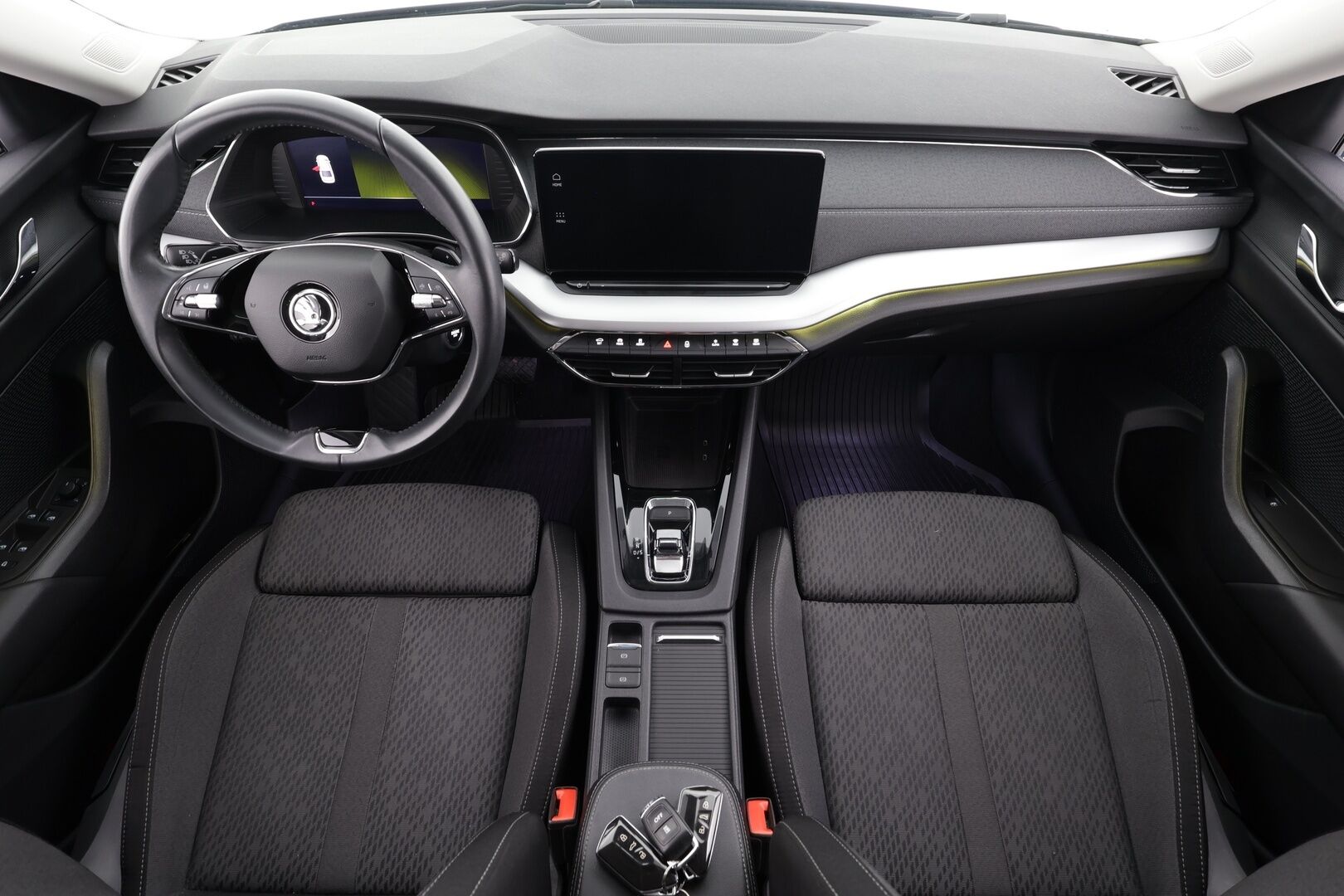 Skoda Octavia 2022 1.5 TSI Style eTEC DSG * ACC / P.kamera / Matrix LED / Webasto / Navi / Hierovat penkit / KeylessGo / Sähköluukku / Digimittaristo * - 1.Om Suomi-auto / Kahdet renkaat aluvanteilla / Merkkihuollettu