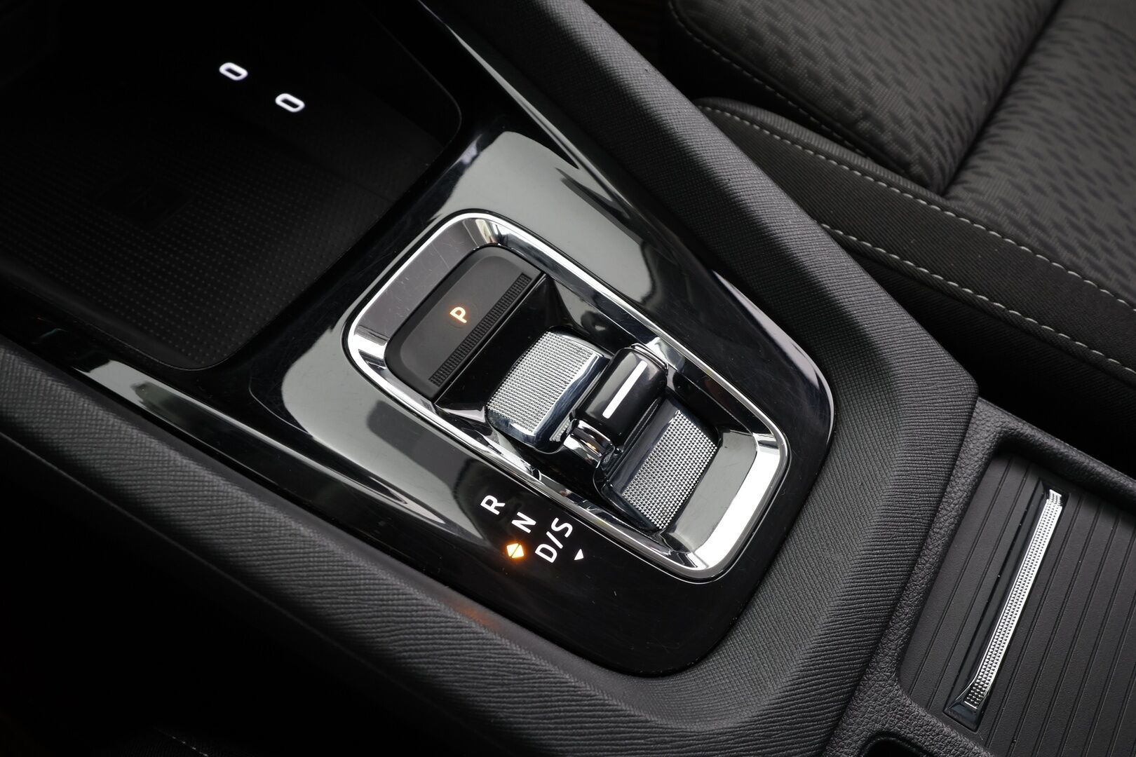 Skoda Octavia 2022 1.5 TSI Style eTEC DSG * ACC / P.kamera / Matrix LED / Webasto / Navi / Hierovat penkit / KeylessGo / Sähköluukku / Digimittaristo * - 1.Om Suomi-auto / Kahdet renkaat aluvanteilla / Merkkihuollettu