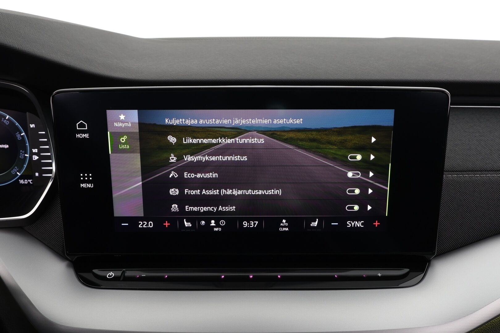 Skoda Octavia 2022 1.5 TSI Style eTEC DSG * ACC / P.kamera / Matrix LED / Webasto / Navi / Hierovat penkit / KeylessGo / Sähköluukku / Digimittaristo * - 1.Om Suomi-auto / Kahdet renkaat aluvanteilla / Merkkihuollettu