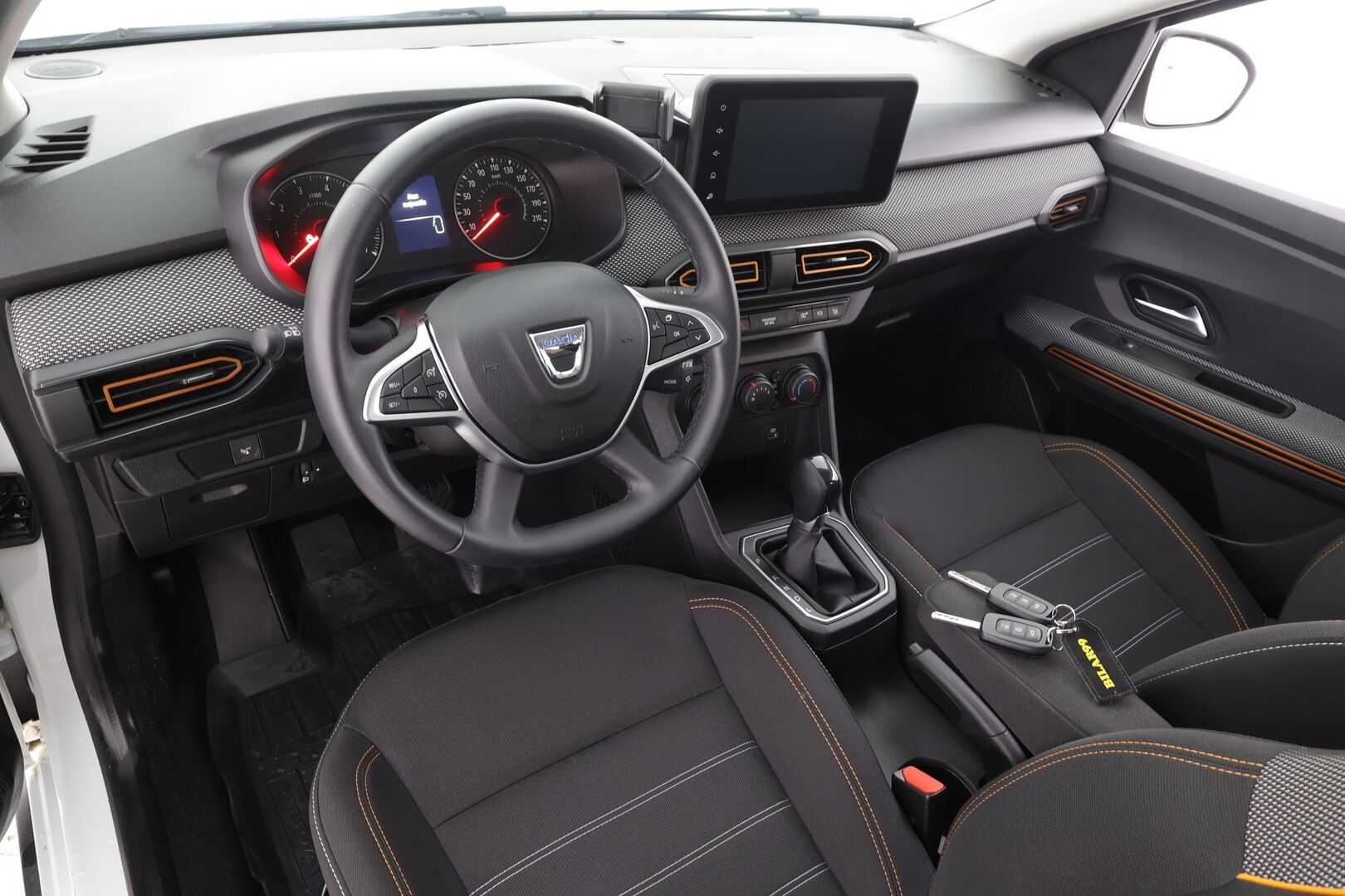Dacia Sandero 2021 Stepway TCe 90 aut Comfort - | LED | Vakkari | Apple & Android | Bluetooth | Navi | Lohko+sisälämmitin | Peruutustutka | Hätäjarrutusavustin | 2x renkaat | Suomiauto | 