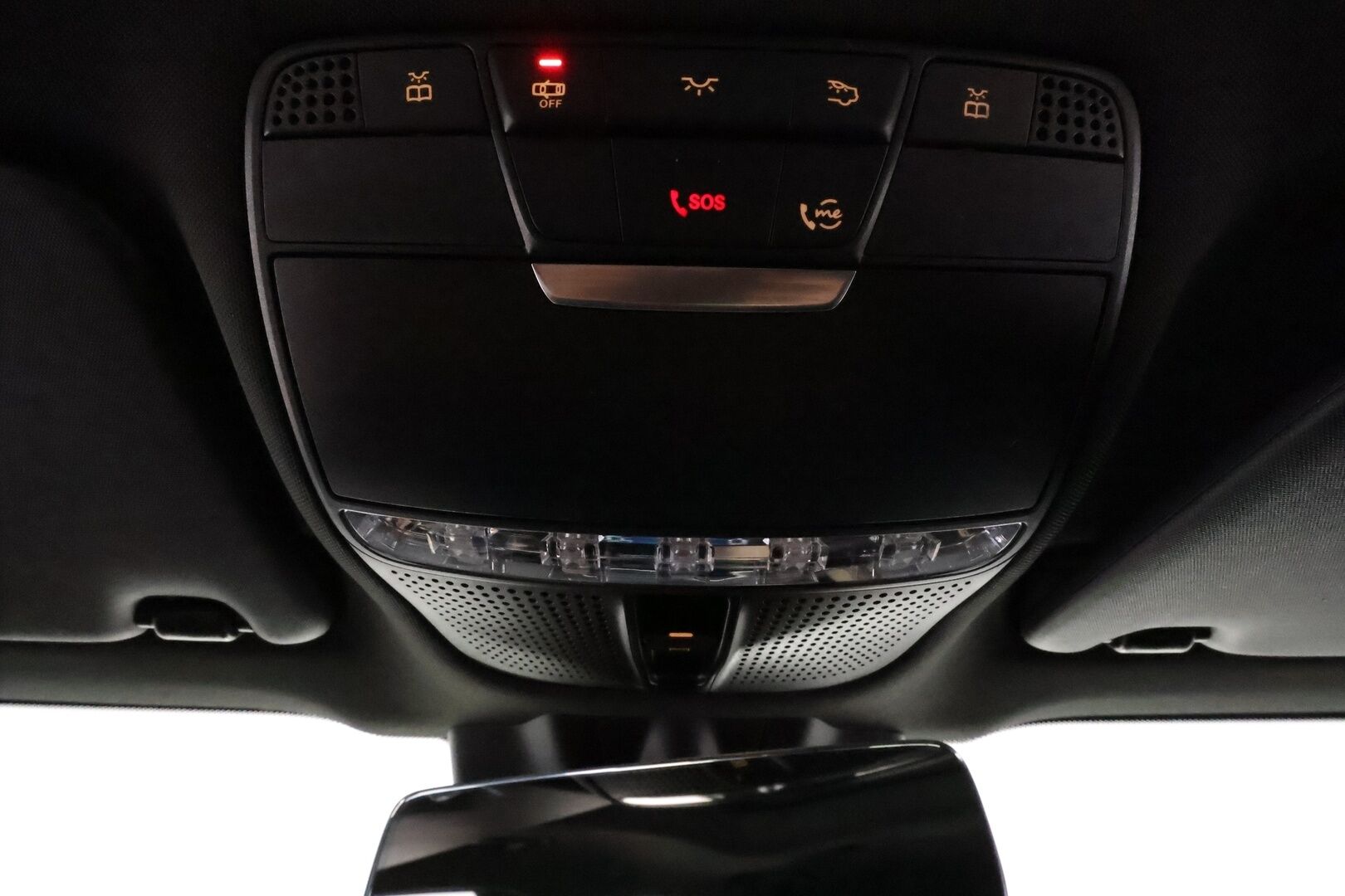Mercedes-Benz GLC 2022 300 de 4MATIC A Business AMG ** Panorama / 360° Kamera / Adapt.Vakkari / Sporttipenkit Muistilla / LED-valot / Koukku ** - 3,99 % KORKOTARJOUS TÄHÄN AUTOON - 1.Om Suomi-auto / 2x Latauskaapelit / Kahdet Renkaat / Akku Kuntotarkistettu!