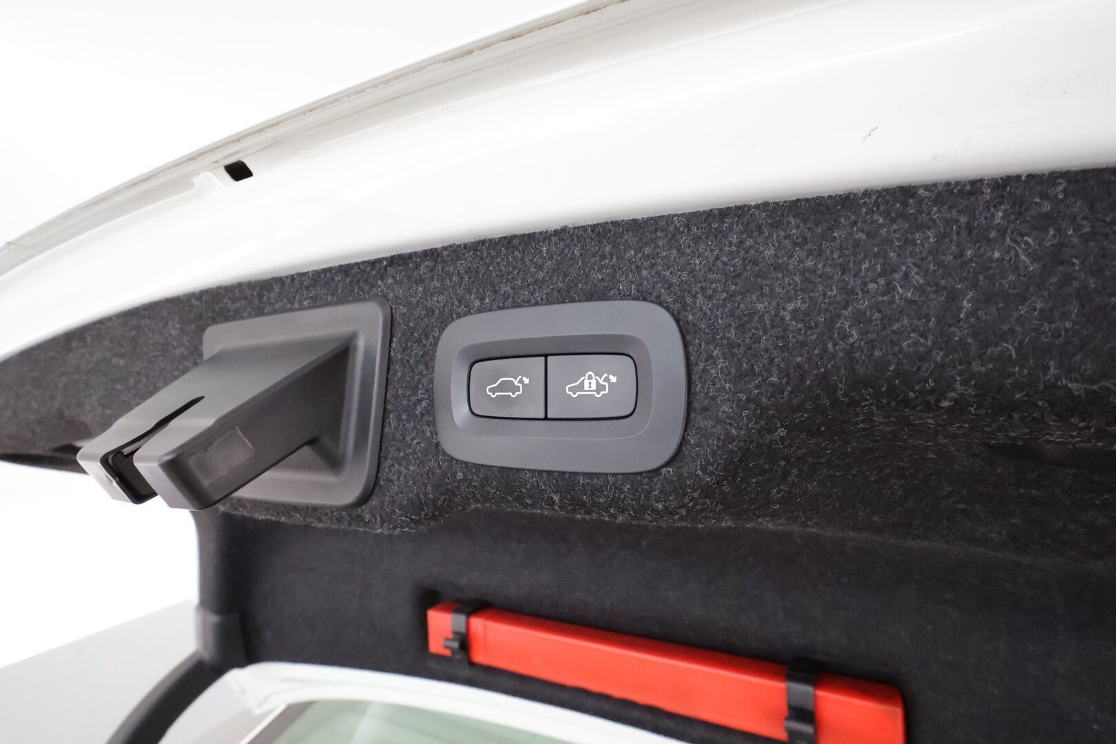 Volvo S90 2022 B5 AWD D-MHEV Business Inscription * ACC / H&K / Webasto / Koukku / Full-LED / P.kamera / Sporttinahat Muistilla* - *1.OM Suomi-auto / 2x Renkaat ja vanteet*