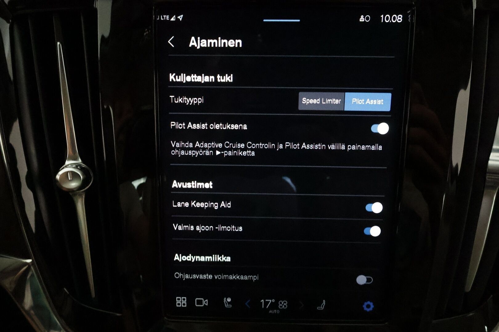 Volvo S90 2022 B5 AWD D-MHEV Business Inscription **Webasto / Koukku / ACC / H&K / Full-LED / P.kamera / Sporttinahat Muistilla** - 1-om Suomi-auto / Kahdet Renkaat - HULLU BLACKWEEK KORKOTARJOUS 2,49%