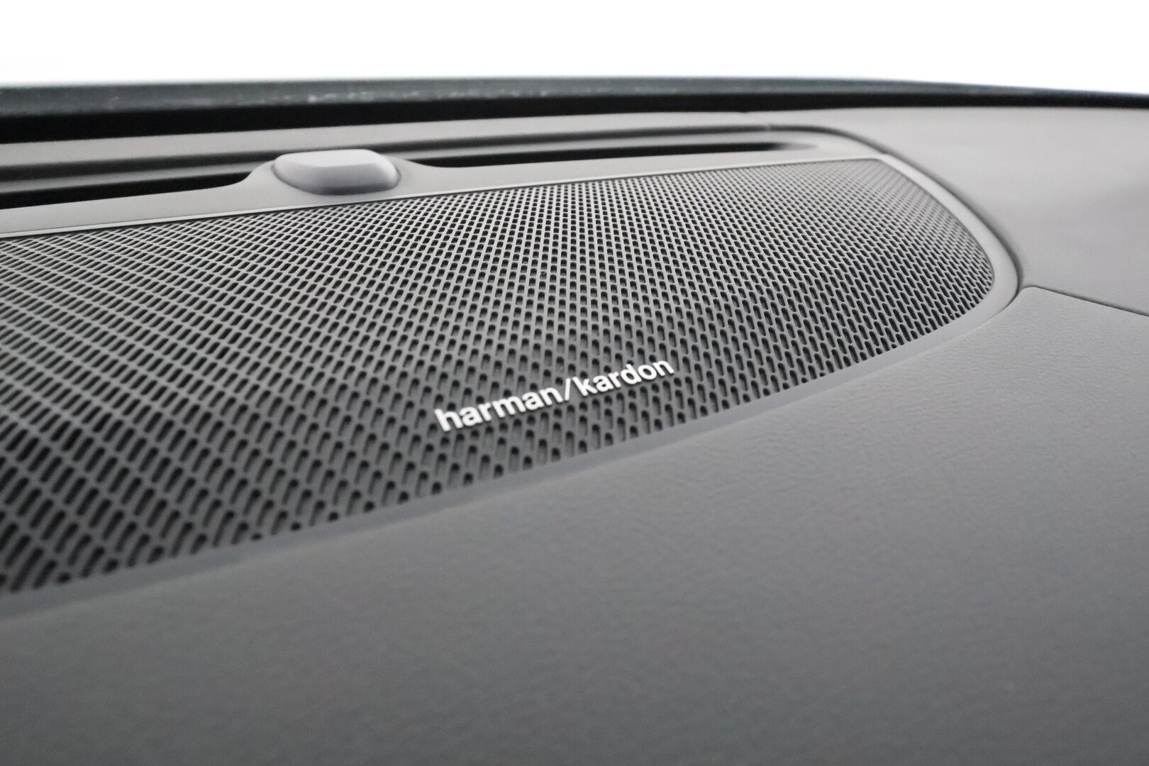 Volvo S90 2022 B5 AWD D-MHEV Business Inscription **Webasto / Koukku / ACC / H&K / Full-LED / P.kamera / Sporttinahat Muistilla** - 1-om Suomi-auto / Kahdet Renkaat - HULLU BLACKWEEK KORKOTARJOUS 2,49%