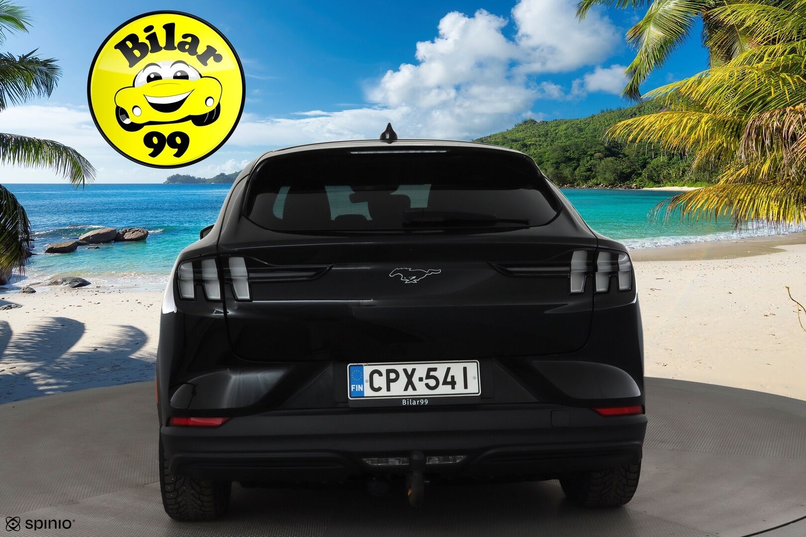 Ford Mustang Mach-E 2022 75kWh A1 RWD * ACC / LED / P.kamera / Nahkaverhoilu / Kaistavahti / Navi / Koukku * - 1-om Suomi-auto / Kahdet renkaat aluvanteilla