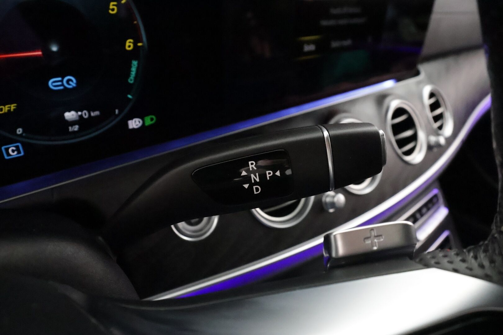 Mercedes-Benz E 2022 300 de 4MATIC T A AMG *Distronic+ / Comfort-penkit Muistilla / Burmester / 360° / Panorama / Koukku / Navi / Keyless* - Akku kuntotarkastettu / Suomi-auto / Kahdet vanteet / AMG / Night paketti - HULLUT AVAJAISHULINAT KORKOTARJOUS 3,29 %