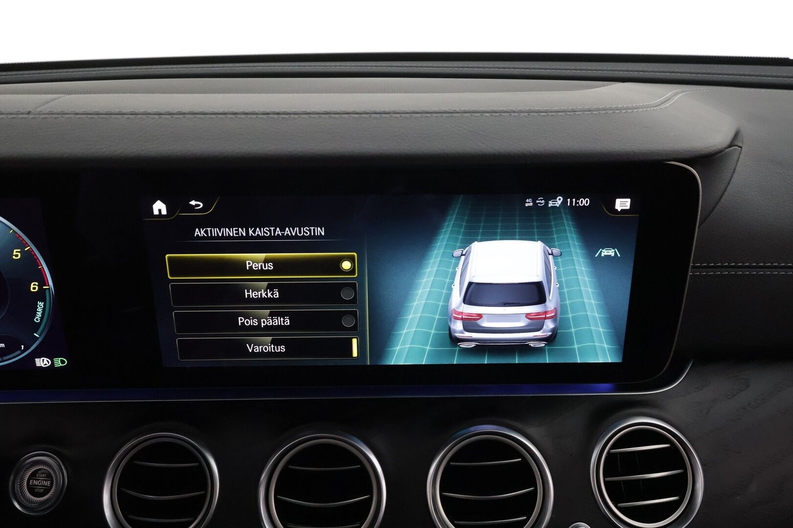 Mercedes-Benz E 2022 300 de 4MATIC T A AMG *Distronic+ / Comfort-penkit Muistilla / Burmester / 360° / Panorama / Koukku / Navi / Keyless* - Akku kuntotarkastettu / Suomi-auto / Kahdet vanteet / AMG / Night paketti - HULLUT AVAJAISHULINAT KORKOTARJOUS 3,29 %