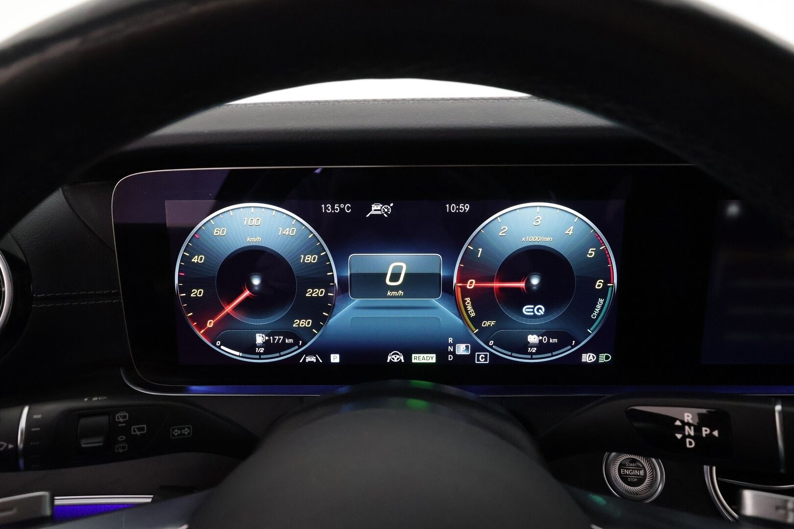 Mercedes-Benz E 2022 300 de 4MATIC T A AMG *Distronic+ / Comfort-penkit Muistilla / Burmester / 360° / Panorama / Koukku / Navi / Keyless* - Akku kuntotarkastettu / Suomi-auto / Kahdet vanteet / AMG / Night paketti