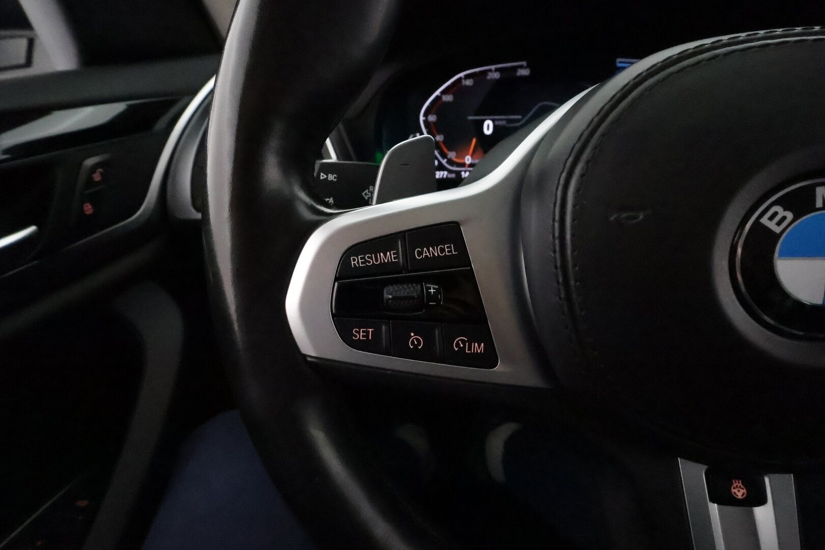 BMW X4 2022 G02 xDrive 20d A Business MHEV LCI *Webasto / Adapt.LED / Vakkari / Koukku / Sporttinahat / Navi / P.kamera* - Suomi-auto / Kahdet renkaat aluvanteilla