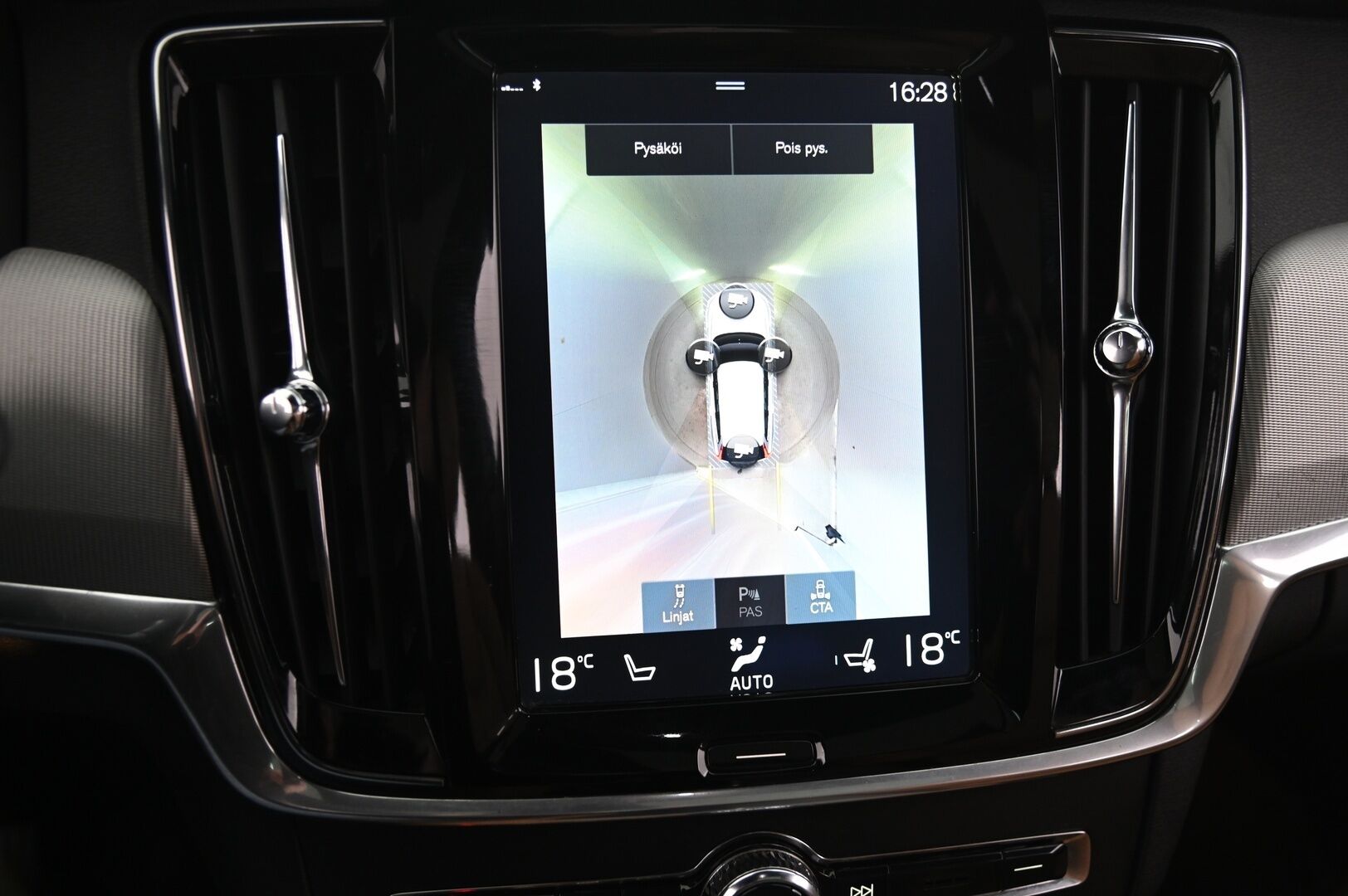 Volvo V90 2017 D5 AWD Inscription aut - | Bowers&Wilkins | Panorama | ACC | Ilmastoidut penkit | Vetokoukku | HUD | Webasto | Ei-adblue | LED | 2x renkaat&vanteet | 