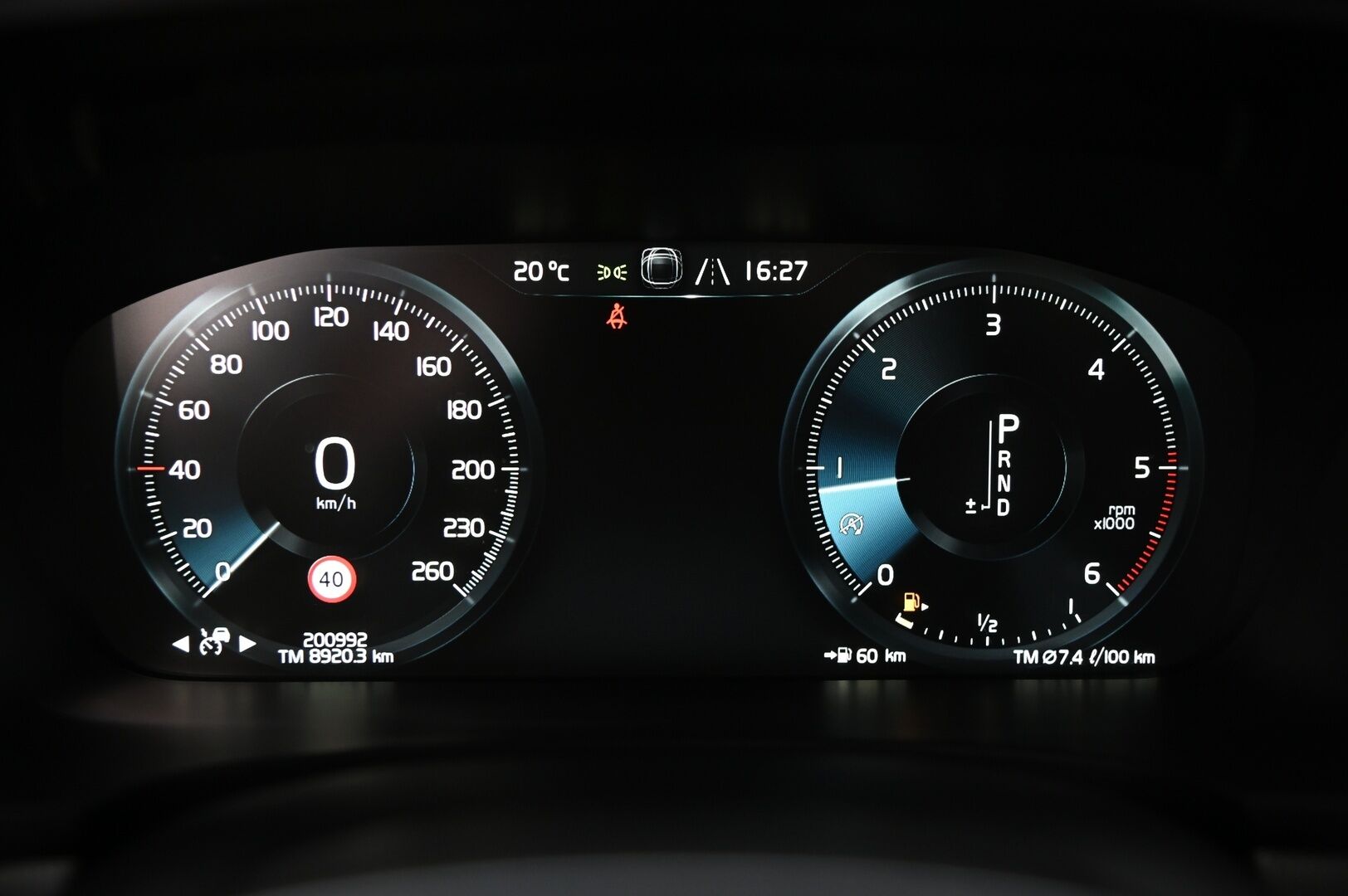 Volvo V90 2017 D5 AWD Inscription aut - | Bowers&Wilkins | Panorama | ACC | Ilmastoidut penkit | Vetokoukku | HUD | Webasto | Ei-adblue | LED | 2x renkaat&vanteet | 