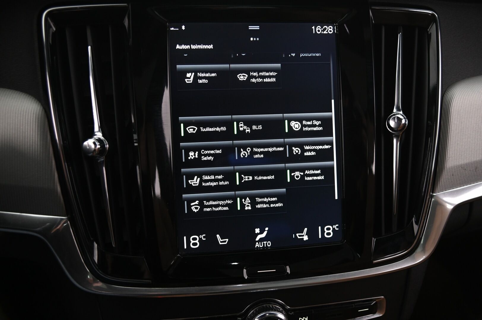 Volvo V90 2017 D5 AWD Inscription aut - | Bowers&Wilkins | Panorama | ACC | Ilmastoidut penkit | Vetokoukku | HUD | Webasto | Ei-adblue | LED | 2x renkaat&vanteet | 