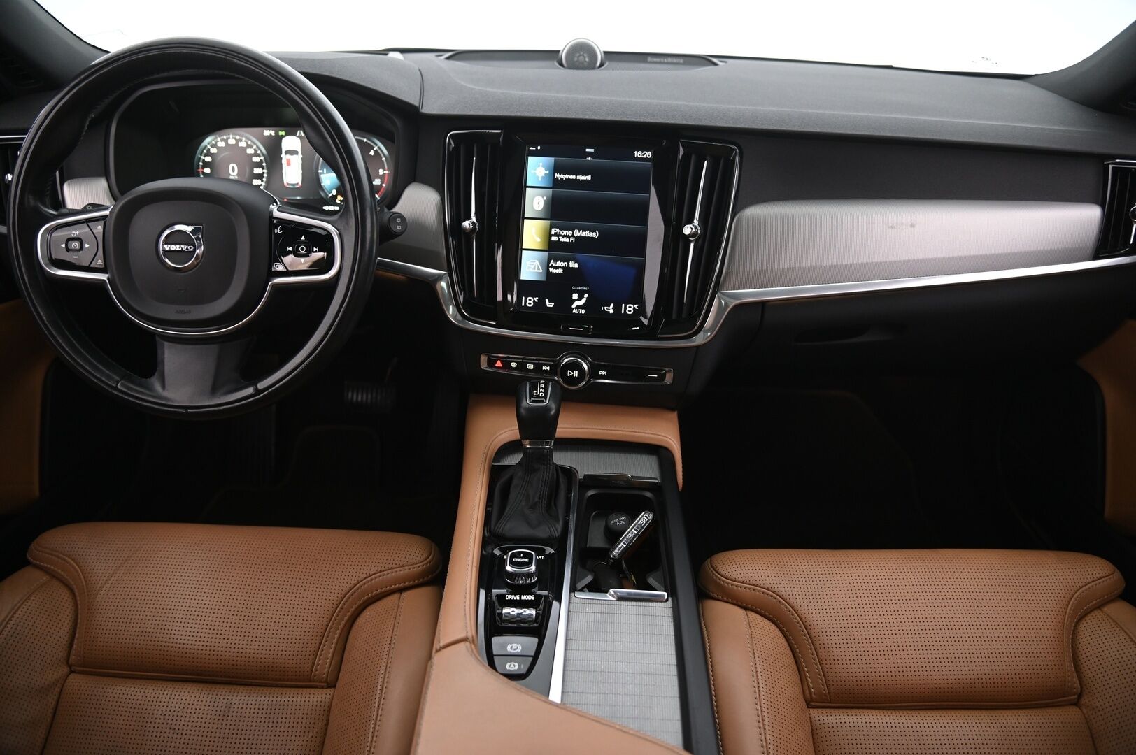 Volvo V90 2017 D5 AWD Inscription aut - | Bowers&Wilkins | Panorama | ACC | Ilmastoidut penkit | Vetokoukku | HUD | Webasto | Ei-adblue | LED | 2x renkaat&vanteet | 