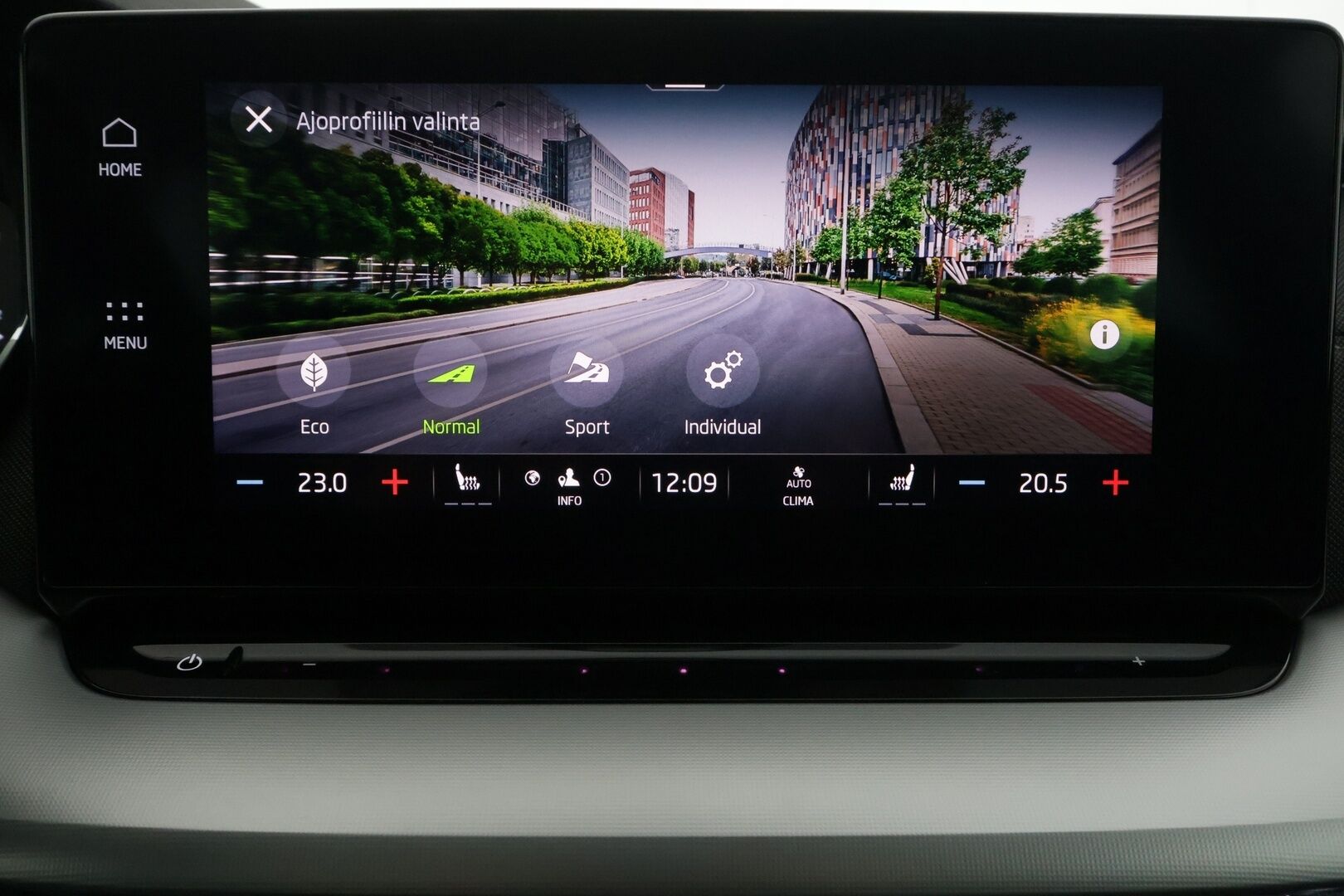 Skoda Octavia 2021 Combi 1,0 TSI Style eTEC DSG Autom. - | Webasto | ACC | Matrix-LED | P.Kamera | Kaistavahti | Navi | Keyless | Ratinlämmitys | Suomi-auto | Kahdet renkaat |