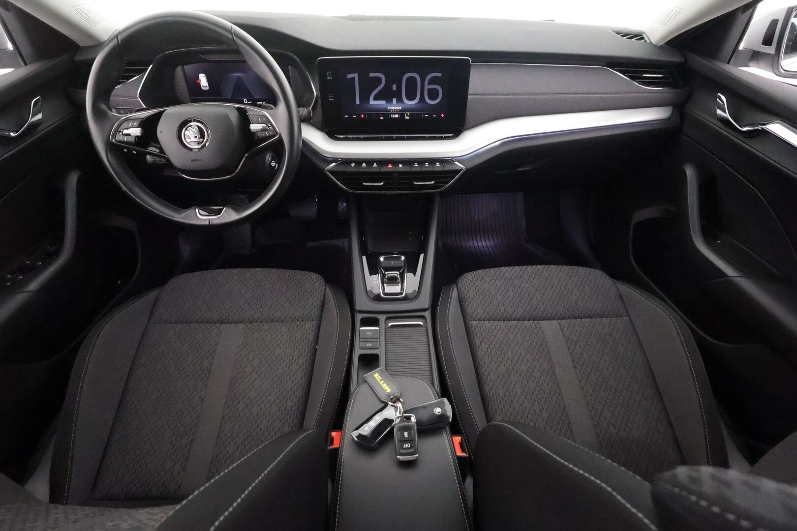 Skoda Octavia 2021 Combi 1,0 TSI Style eTEC DSG Autom. - | Webasto | ACC | Matrix-LED | P.Kamera | Kaistavahti | Navi | Keyless | Ratinlämmitys | Suomi-auto | Kahdet renkaat |